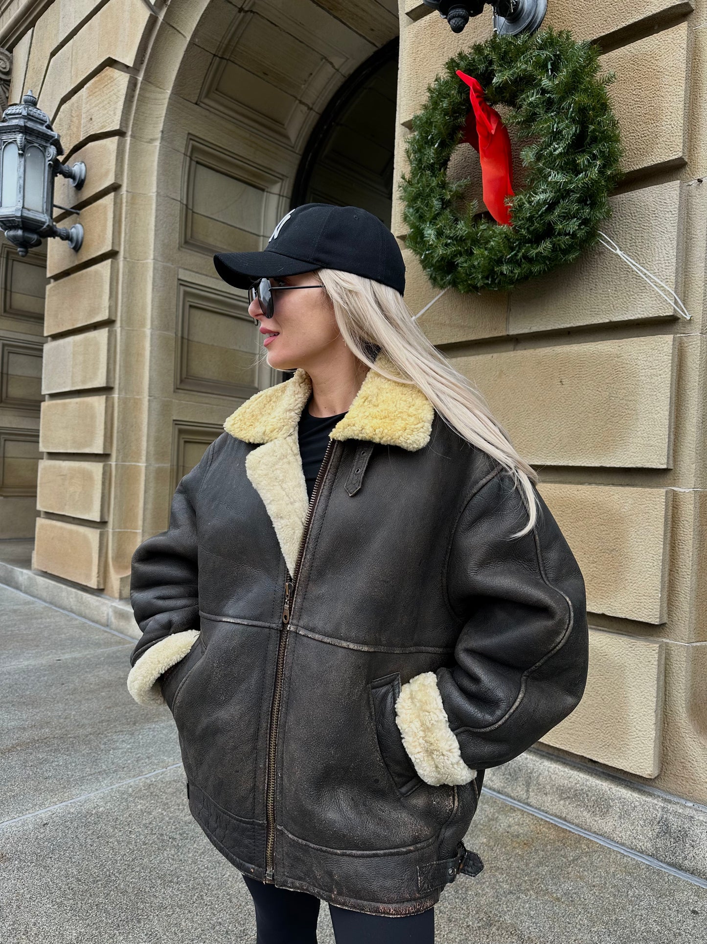 Vintage Shearling Leather Bomber Jacket – XL Men’s Pilot Style, Wool Lined Aviator Coat