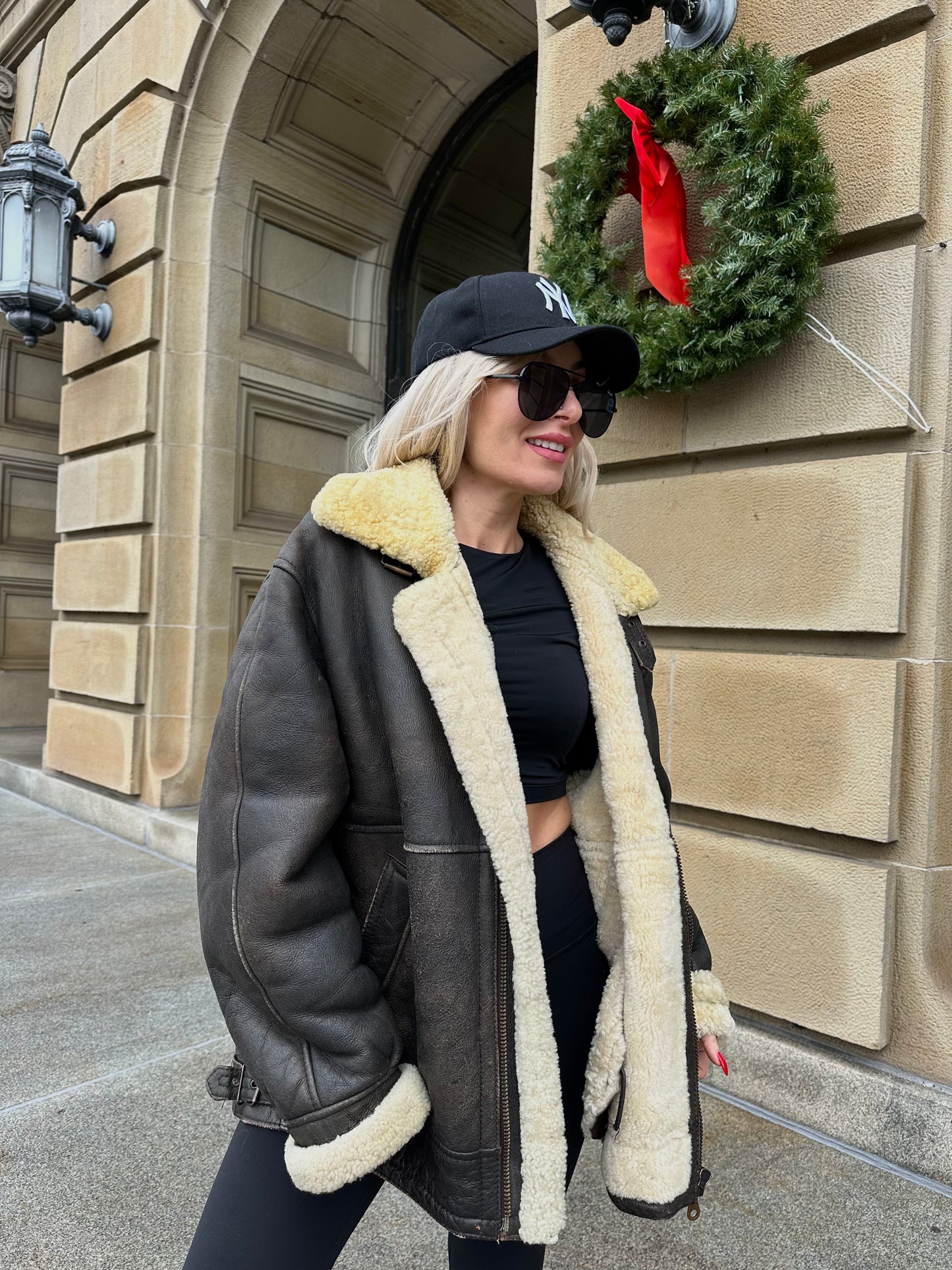 Vintage Shearling Leather Bomber Jacket – XL Men’s Pilot Style, Wool Lined Aviator Coat