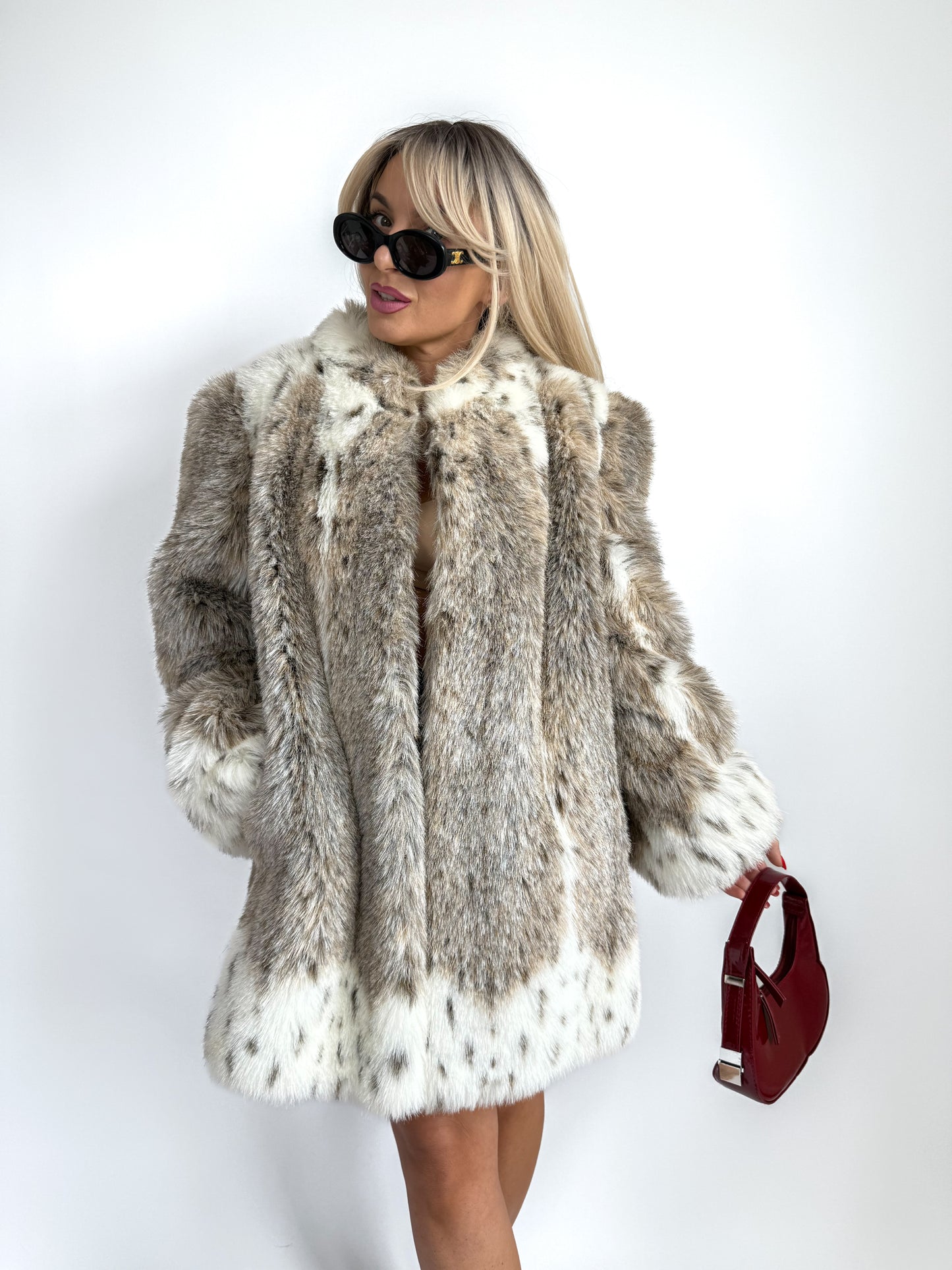 Vintage Faux Fur Snow Fox Print Coat – 90s y2k Mob Wife Style Winter Coat M-L