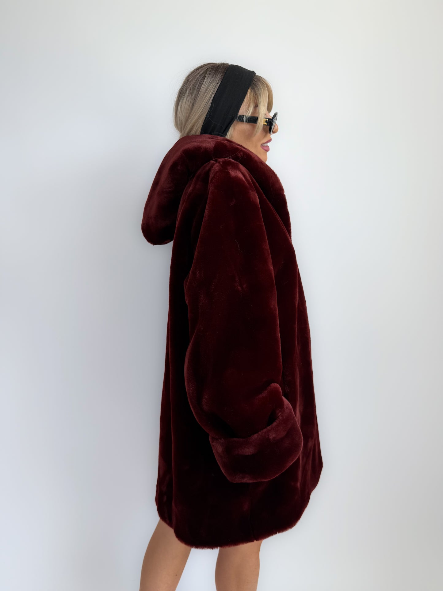 Vintage Burgundy Faux Fur Hooded Winter Coat – 90s Y2K Style Jacket S-L