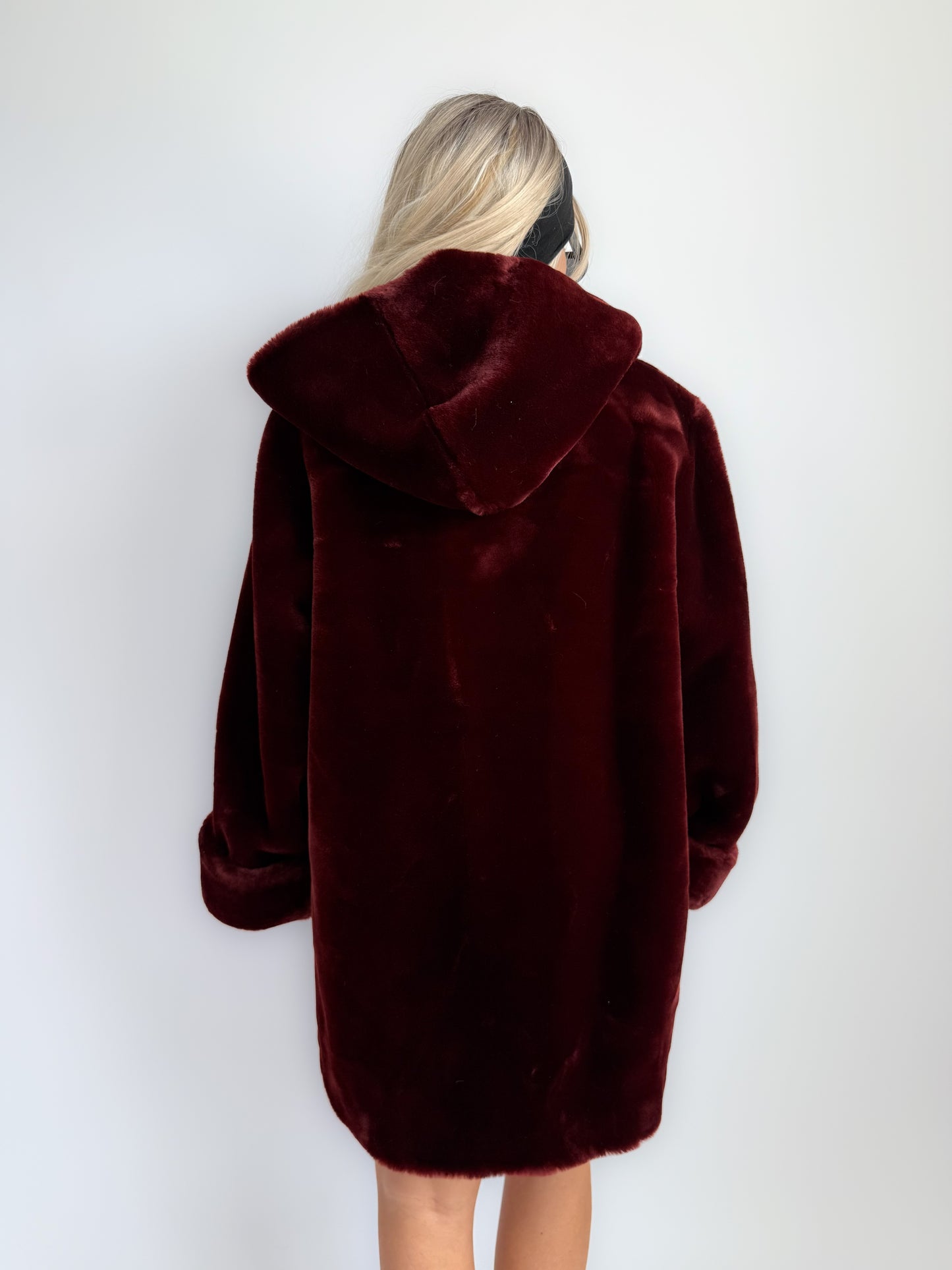 Vintage Burgundy Faux Fur Hooded Winter Coat – 90s Y2K Style Jacket S-L