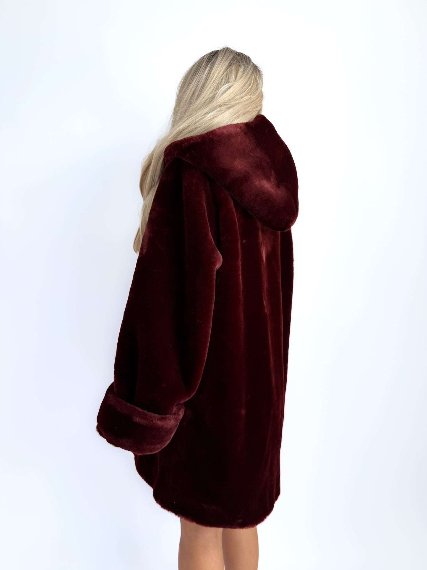 Vintage Burgundy Faux Fur Hooded Winter Coat – 90s Y2K Style Jacket S-L