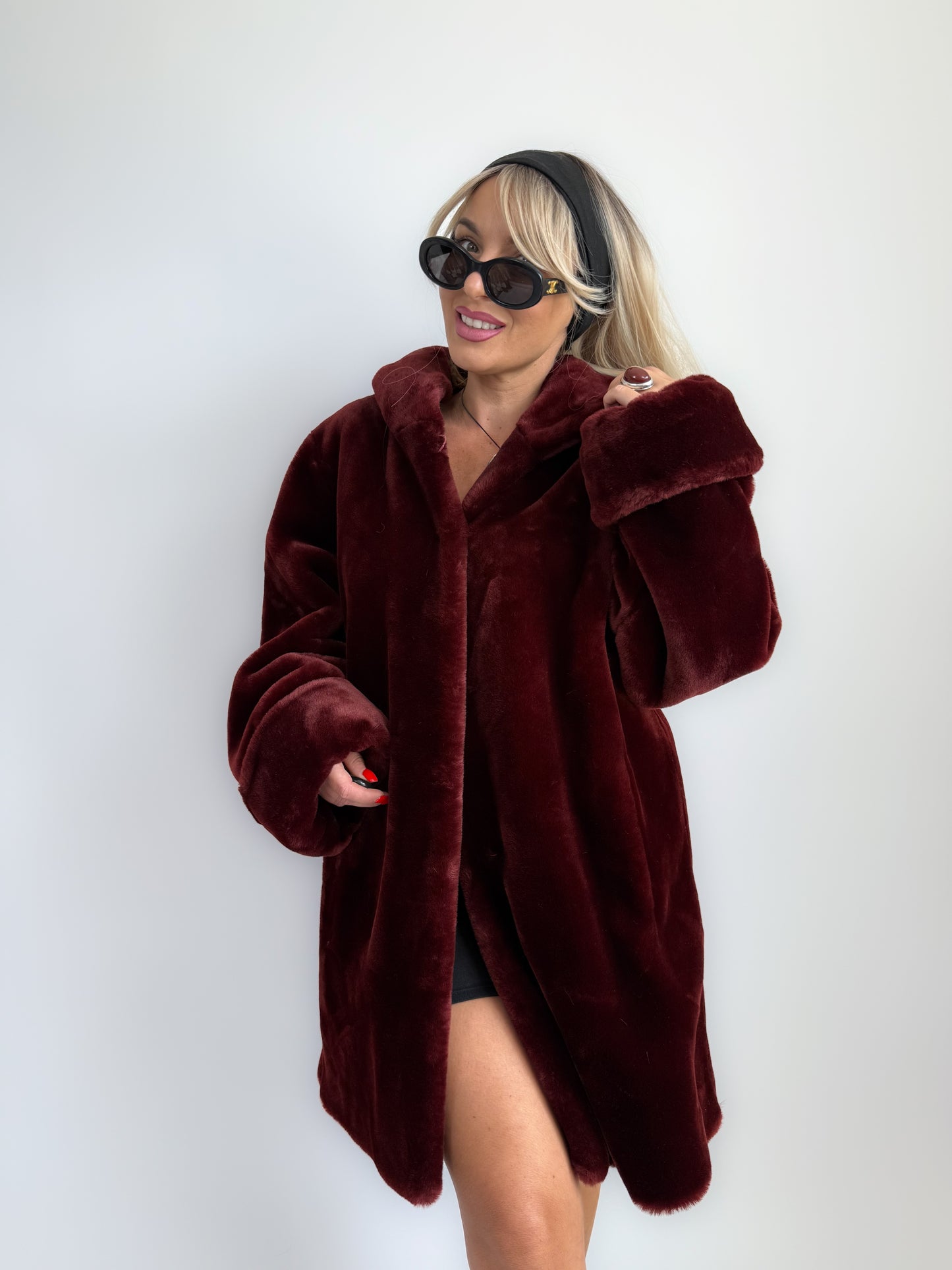 Vintage Burgundy Faux Fur Hooded Winter Coat – 90s Y2K Style Jacket S-L
