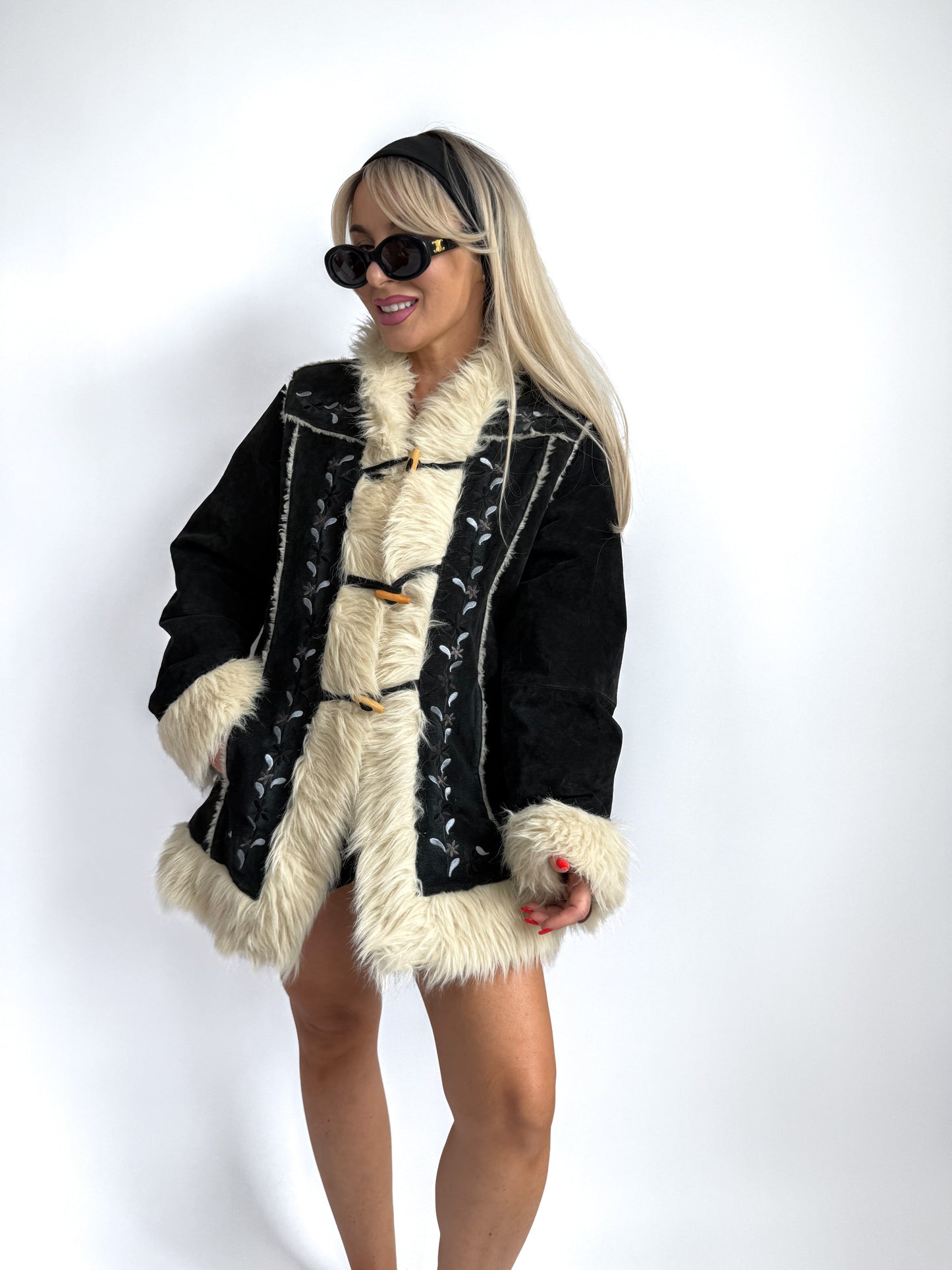 Vintage Afghan Coat – Navy Suede Leather Penny Lane Jacket with Faux Fur Trim & Floral Embroidery XS-S