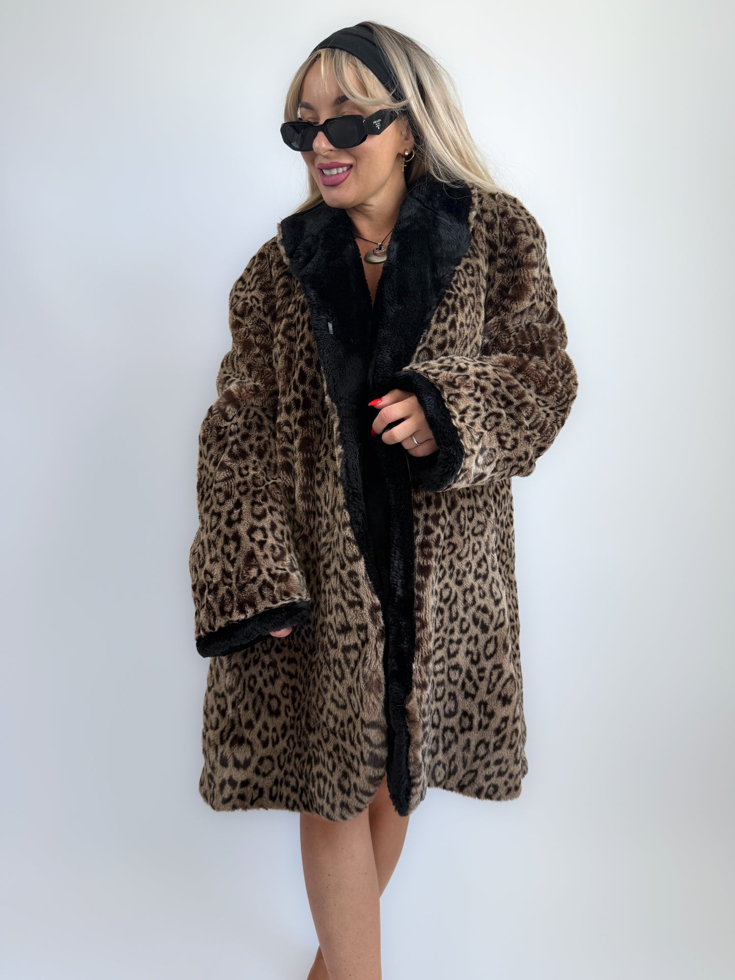 Vintage Leopard Print Faux Fur Coat – 90s Animal Print Winter Jacket Overcoat M-L