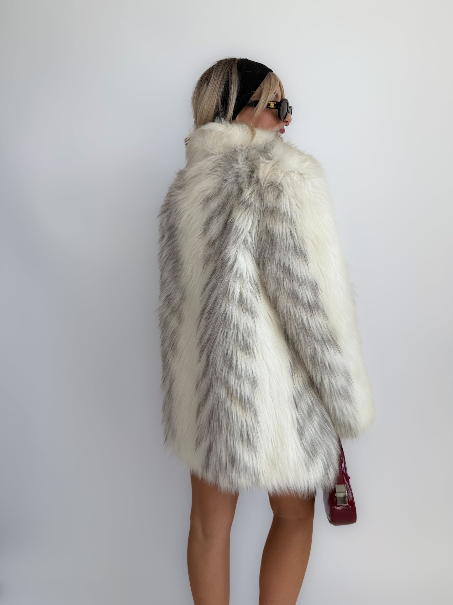 Vintage Ivory Faux Fur Coat – Cream Bridal Winter Festival Mid Length Jacket S-M