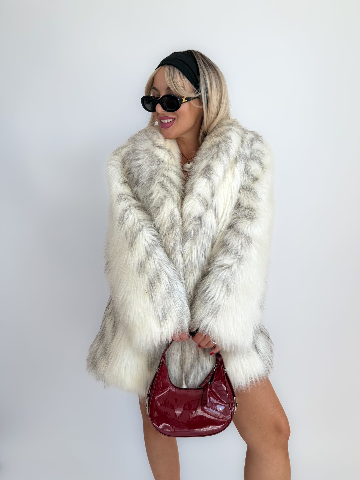 Vintage Ivory Faux Fur Coat – Cream Bridal Winter Festival Mid Length Jacket S-M