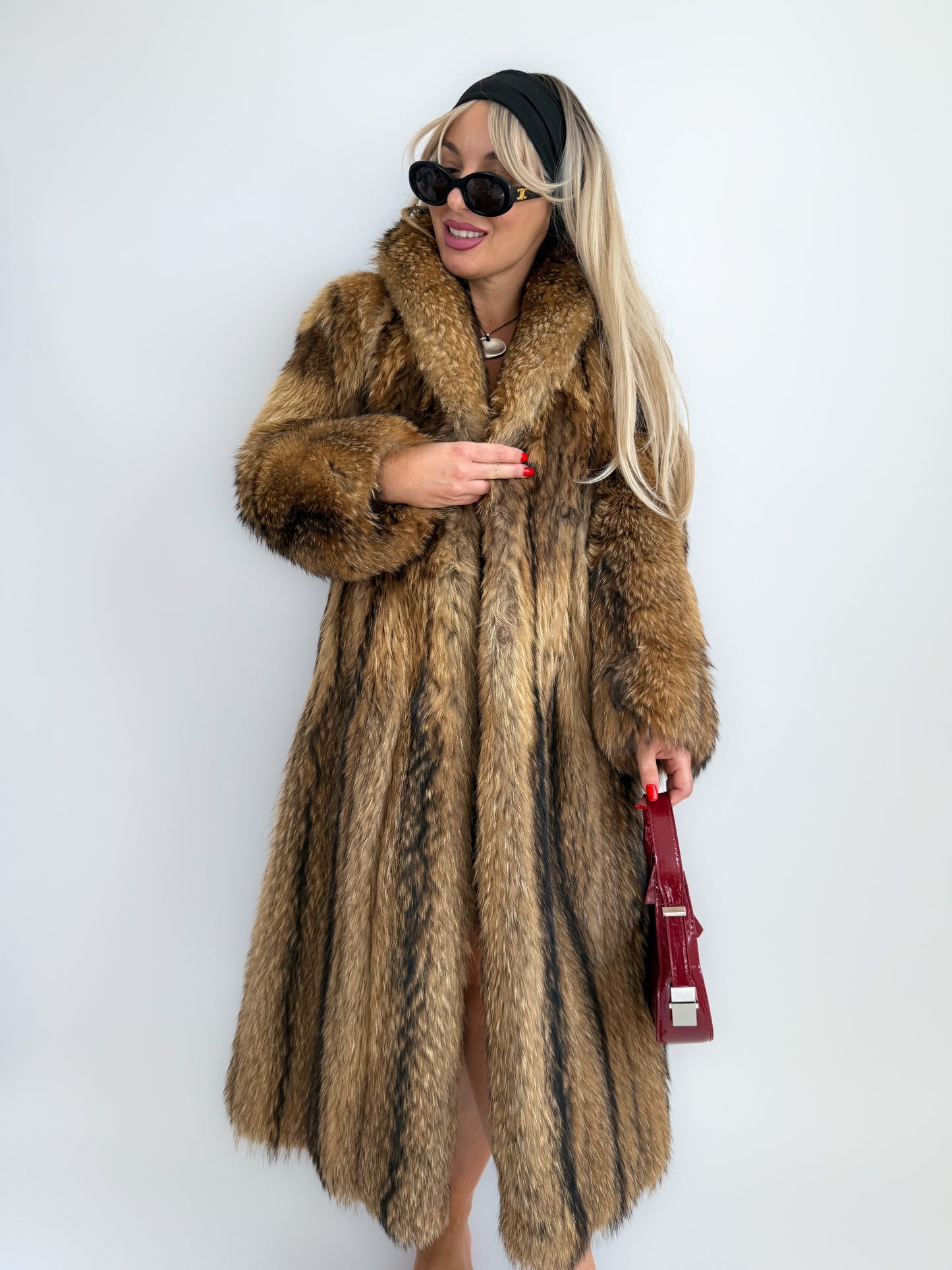 Vintage Full-Length Natural Raccoon Fur Coat – Brown Striped Heavyweight Winter Statement Jacket S-M