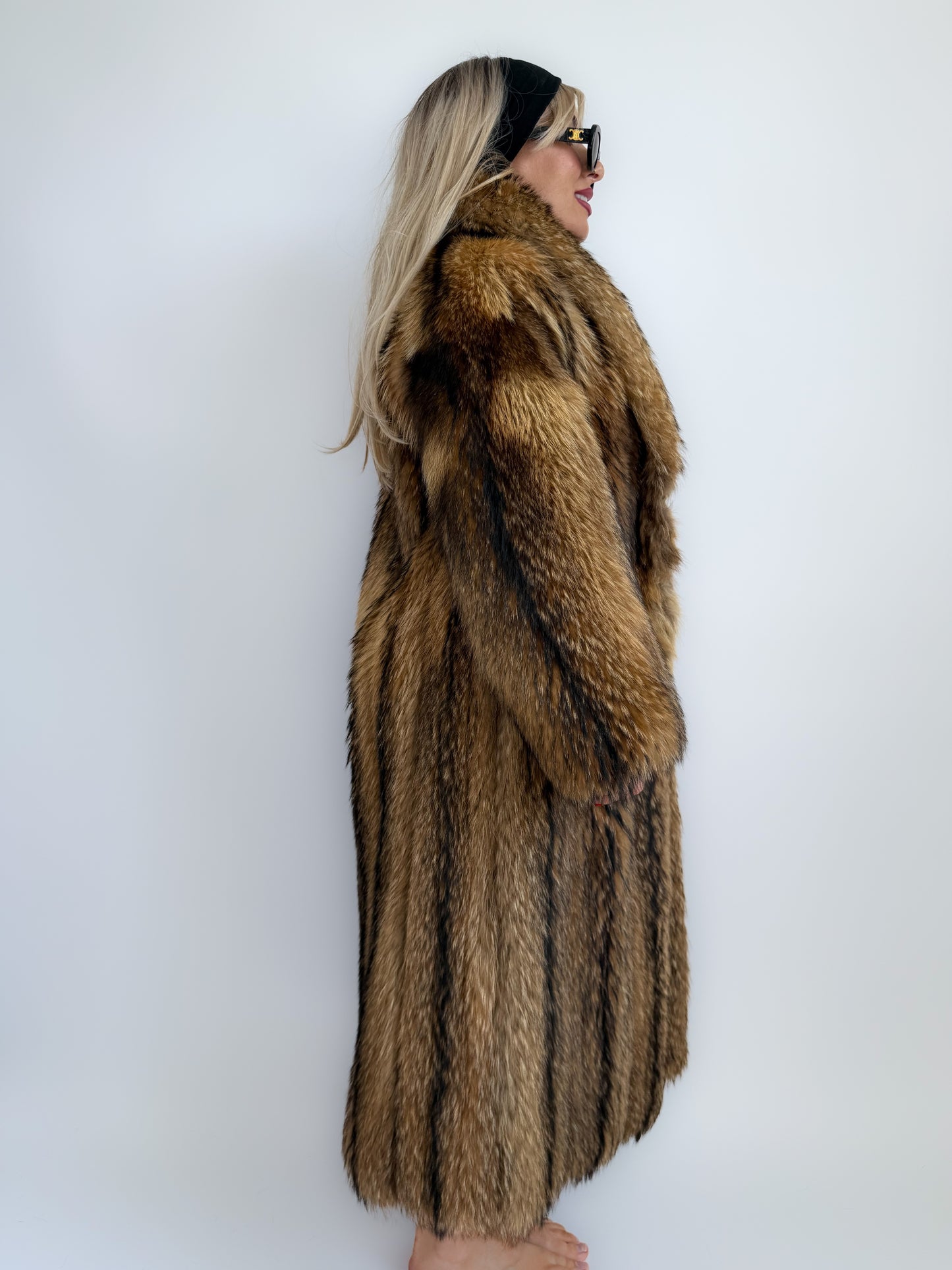 Vintage Full-Length Natural Raccoon Fur Coat – Brown Striped Heavyweight Winter Statement Jacket S-M