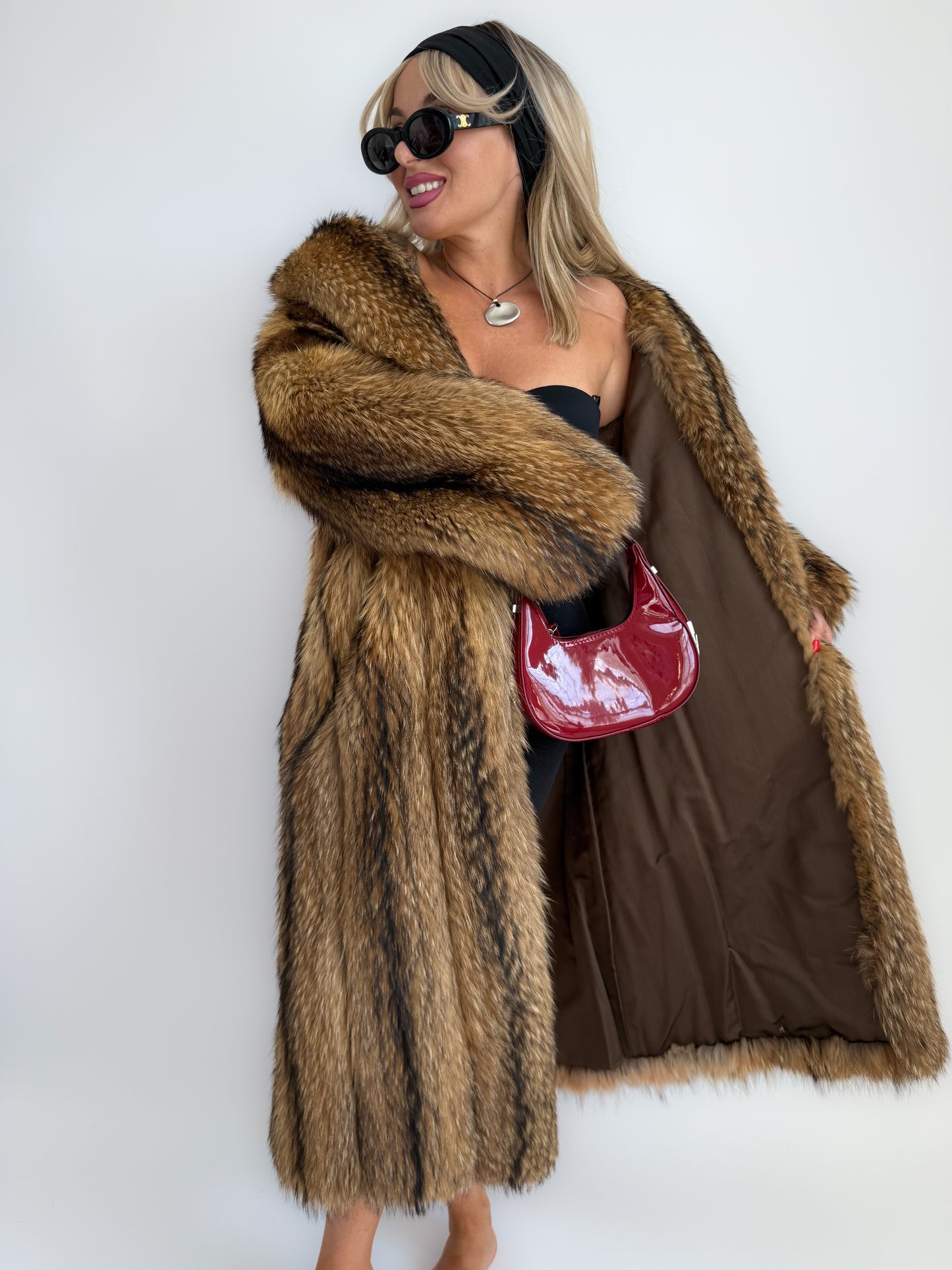 Vintage Full-Length Natural Raccoon Fur Coat – Brown Striped Heavyweight Winter Statement Jacket S-M