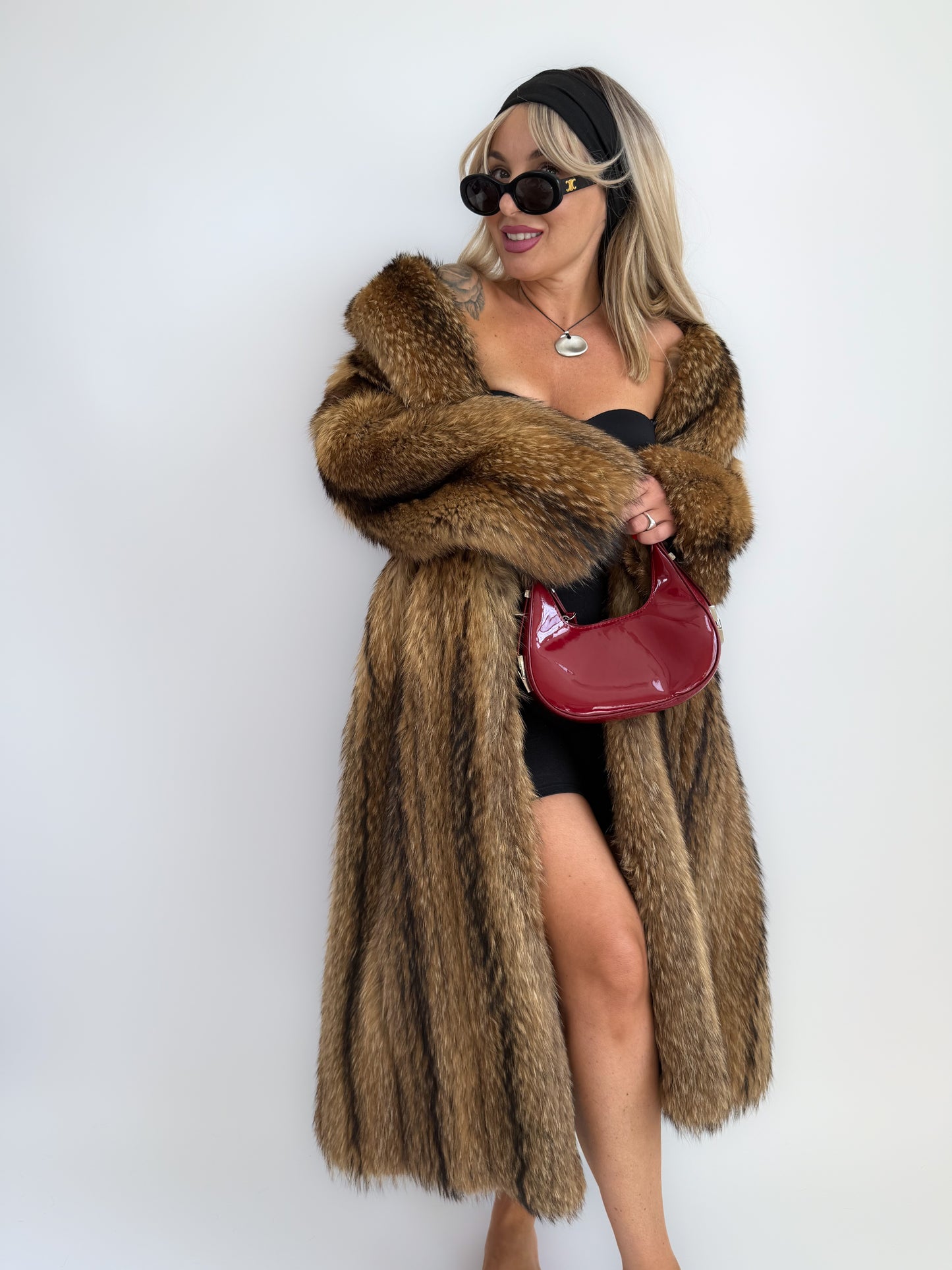 Vintage Full-Length Natural Raccoon Fur Coat – Brown Striped Heavyweight Winter Statement Jacket S-M