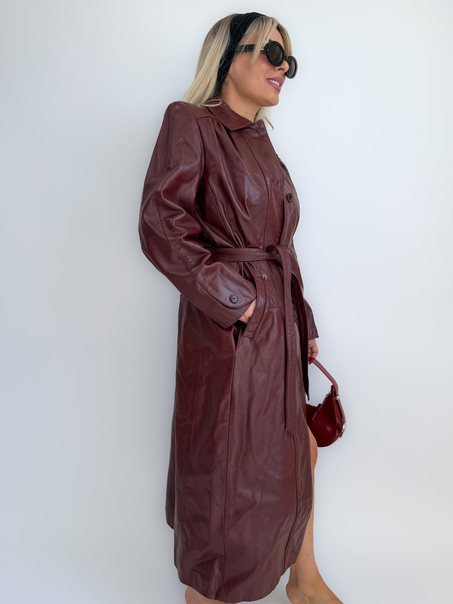 Vintage Burgundy Leather Trench Coat with Gloves – Vintage 90s Statement Long Jacket