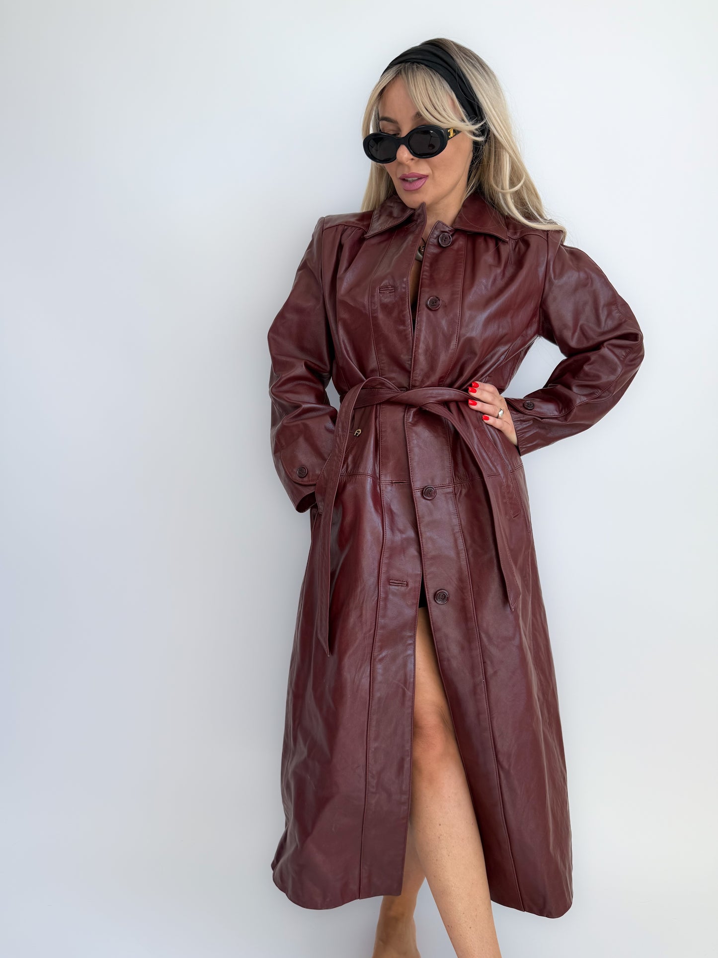 Vintage Burgundy Leather Trench Coat with Gloves – Vintage 90s Statement Long Jacket