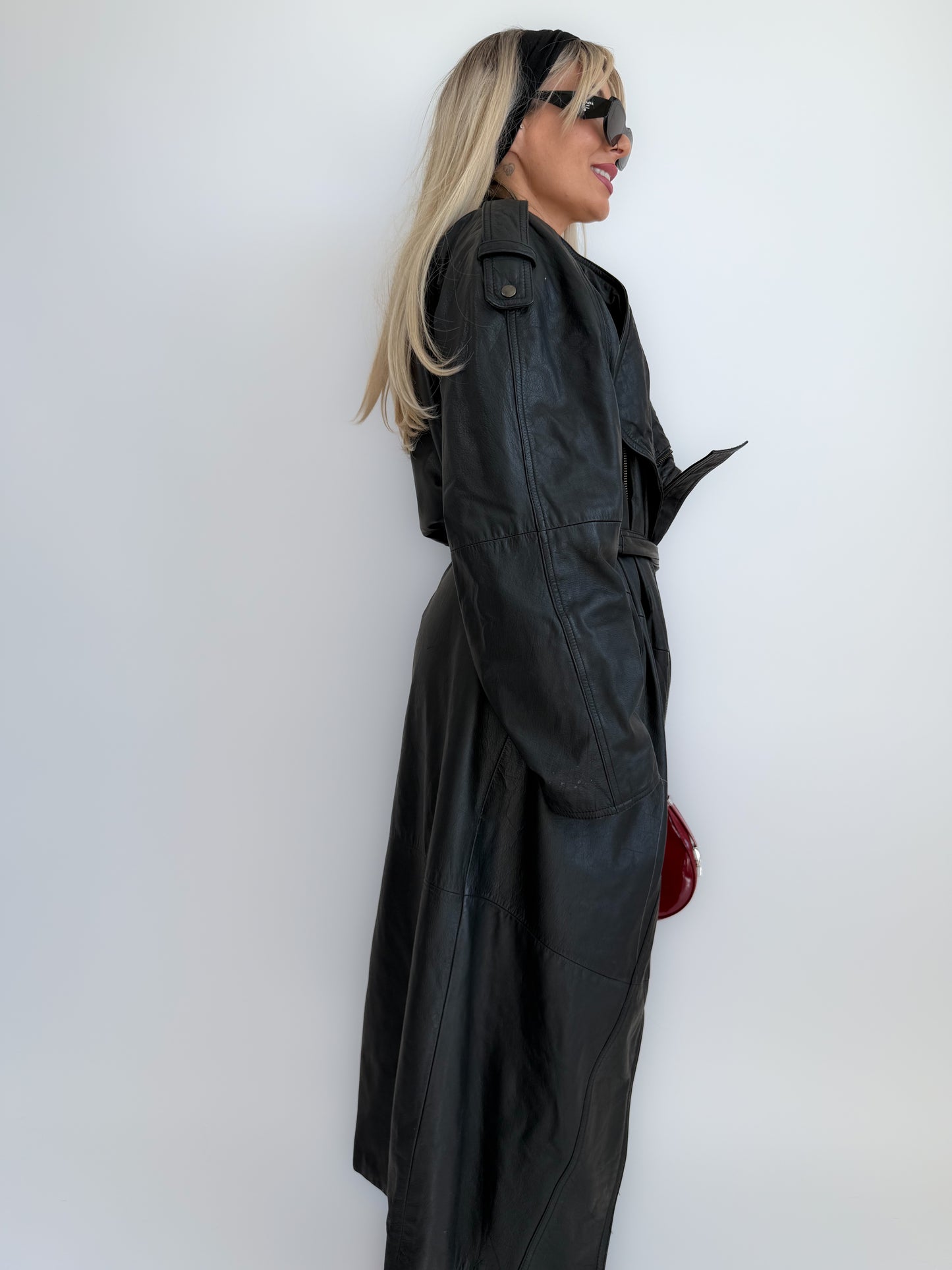 Vintage 90s Black Leather Mens Trench Coat – Oversized Y2K Grunge Street Style with Waist Belt - L