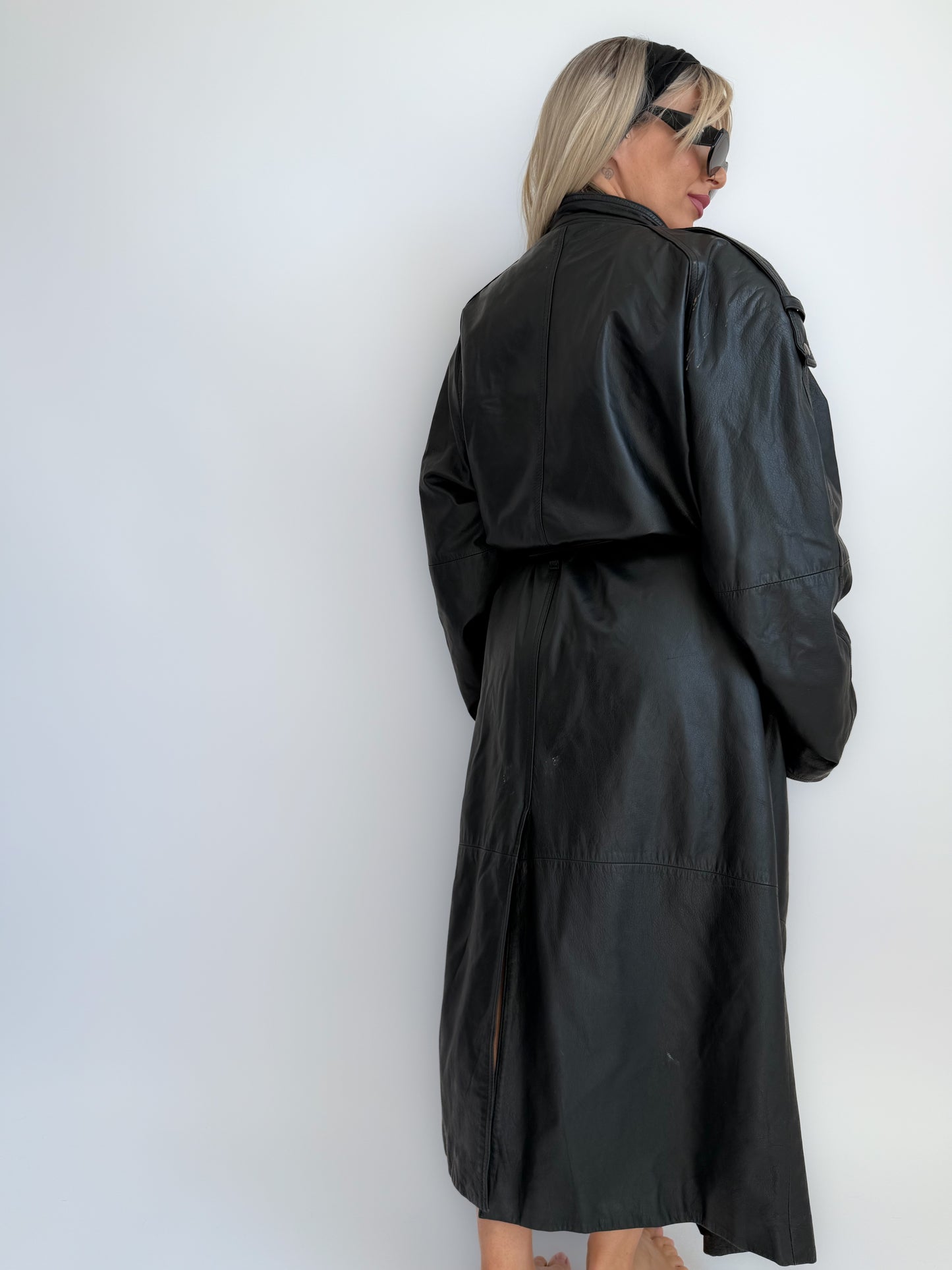 Vintage 90s Black Leather Mens Trench Coat – Oversized Y2K Grunge Street Style with Waist Belt - L