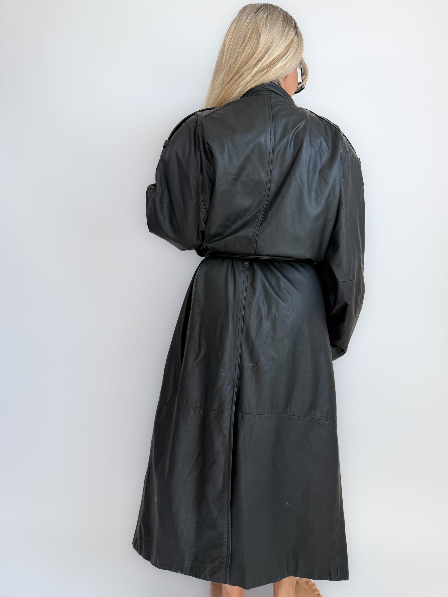Vintage 90s Black Leather Mens Trench Coat – Oversized Y2K Grunge Street Style with Waist Belt - L