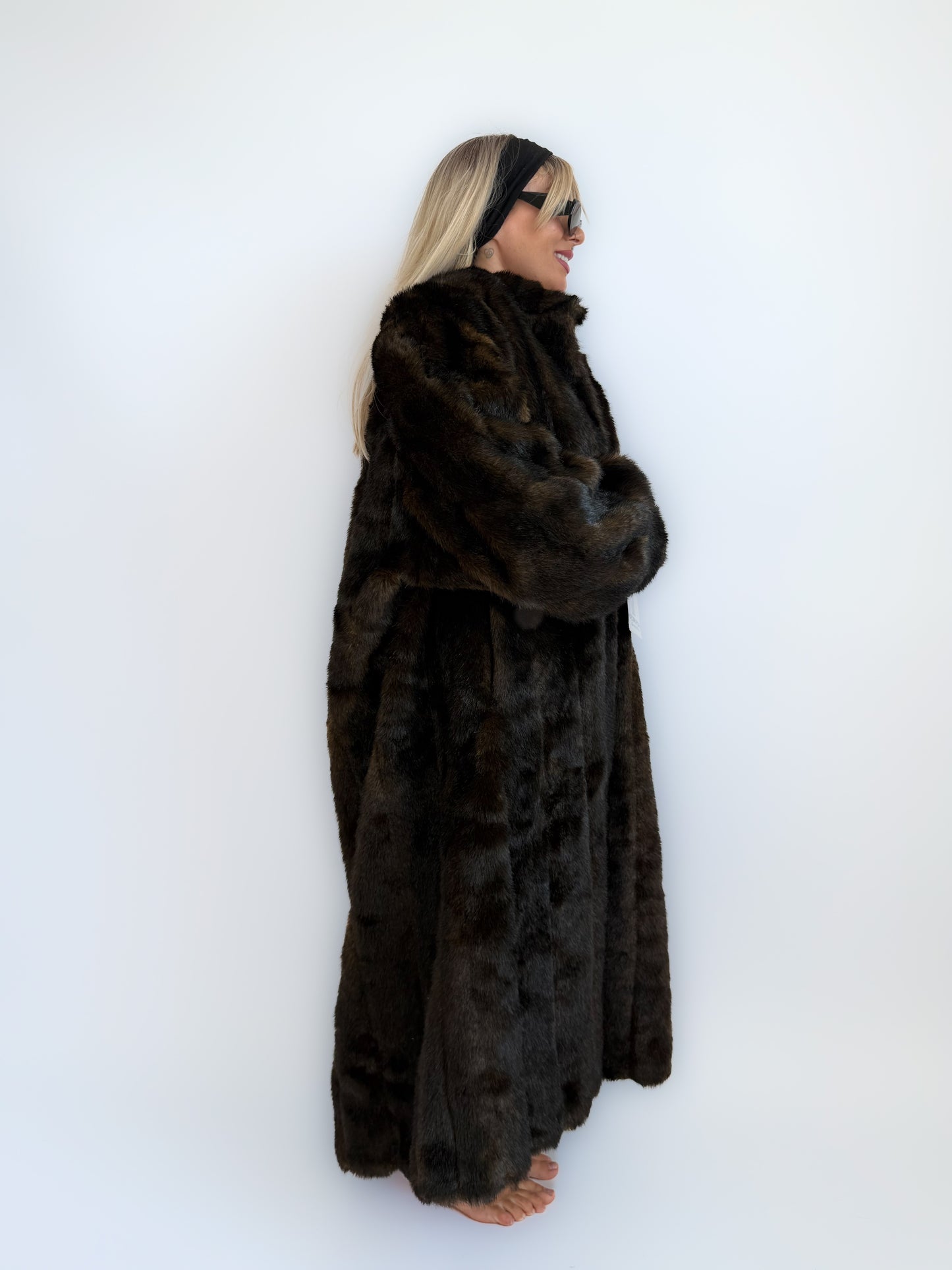 Vintage Long Faux Fur Coat – Full Length Dark Brown Plush Maxi Winter Jacket Size XL-XXL