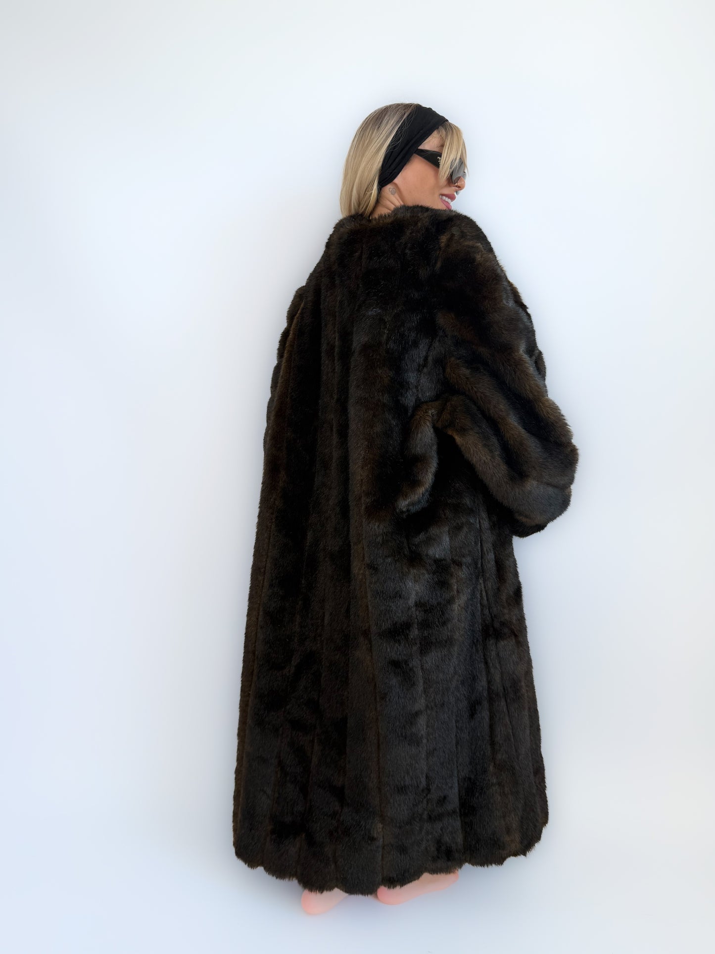 Vintage Long Faux Fur Coat – Full Length Dark Brown Plush Maxi Winter Jacket Size XL-XXL