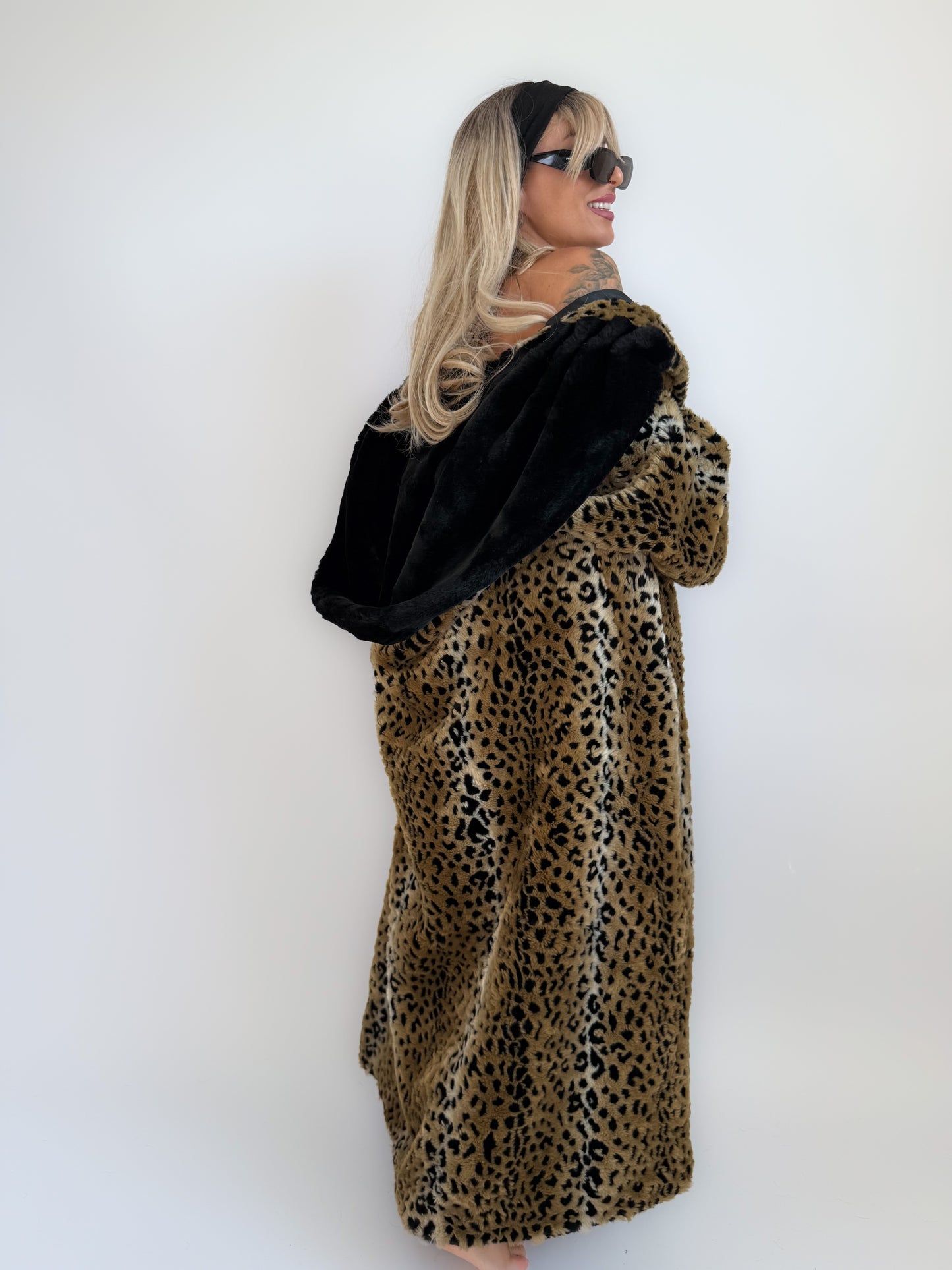 Vintage 90s Leopard Print Faux Fur Maxi Long Coat – Oversized Hooded Mob Wife Statement Jacket L-XL