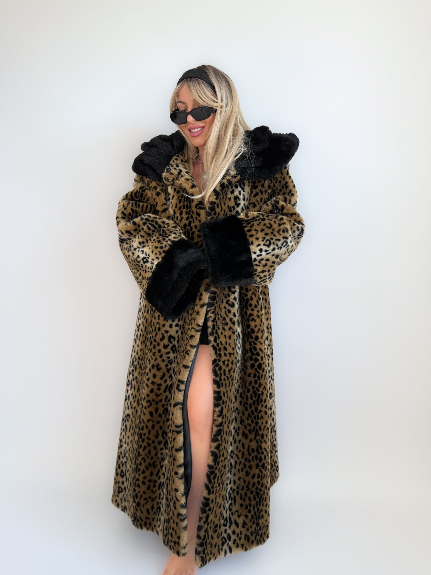 Vintage 90s Leopard Print Faux Fur Maxi Long Coat – Oversized Hooded Mob Wife Statement Jacket L-XL