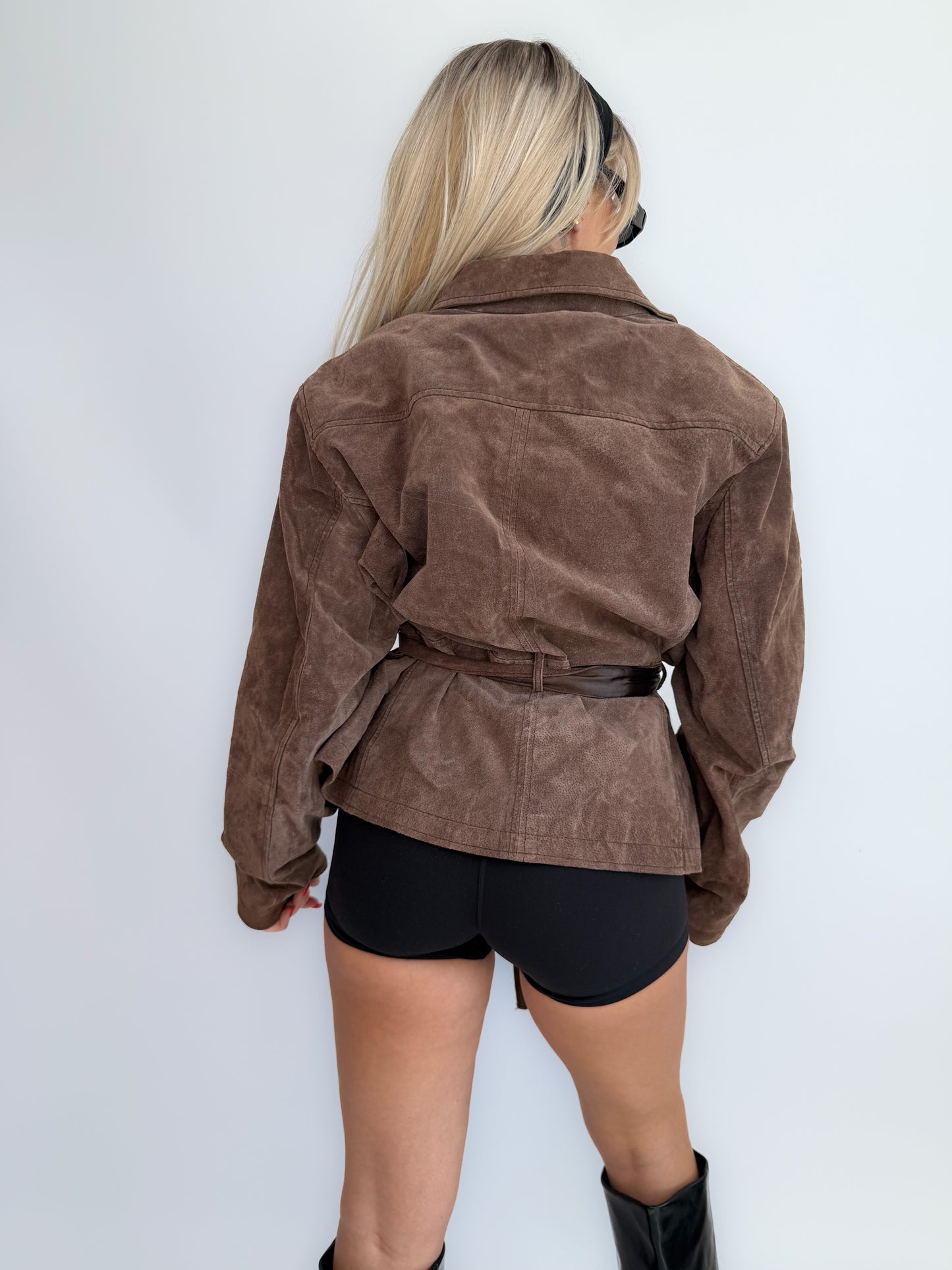 Brown Suede Belted Jacket – Vintage Y2K Leather Coat with Distressed Finish L-XL
