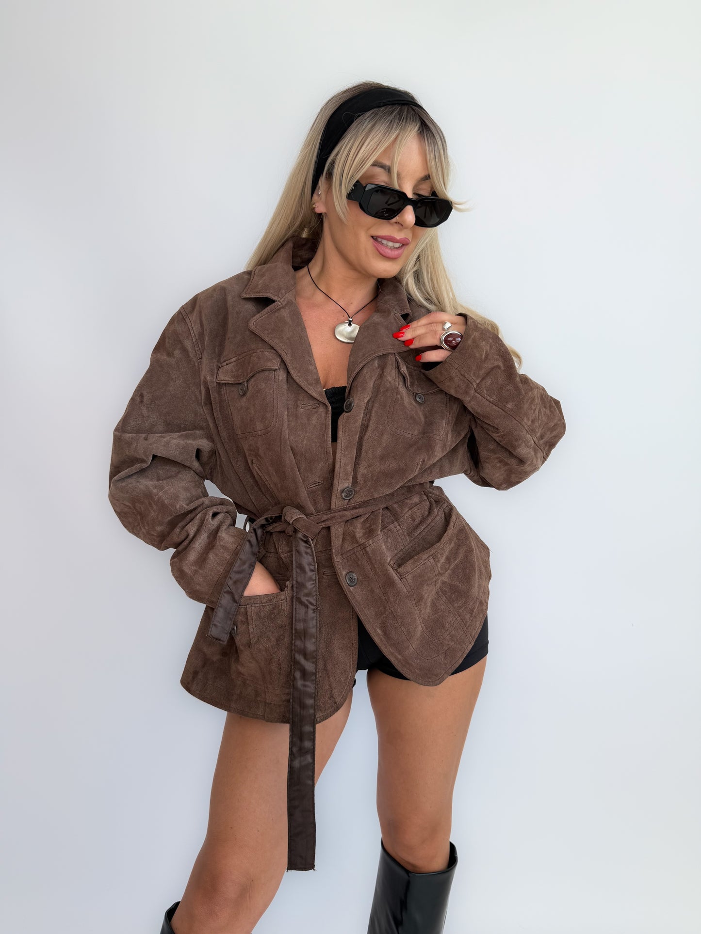 Brown Suede Belted Jacket – Vintage Y2K Leather Coat with Distressed Finish L-XL