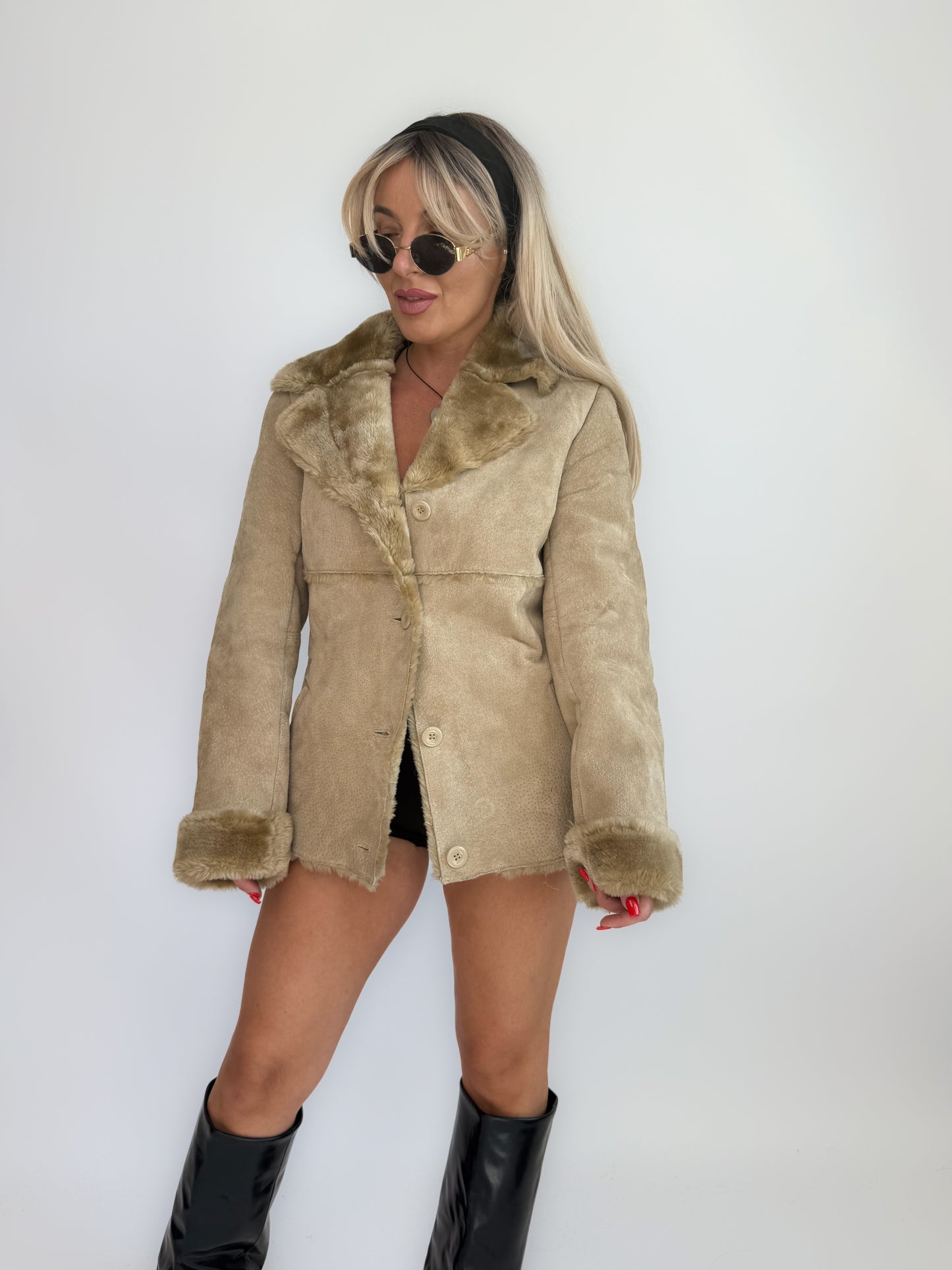 Vintage Penny Lane Suede Coat – 70s Boho Hippie Style with Faux Fur Collar & Cuffs- S