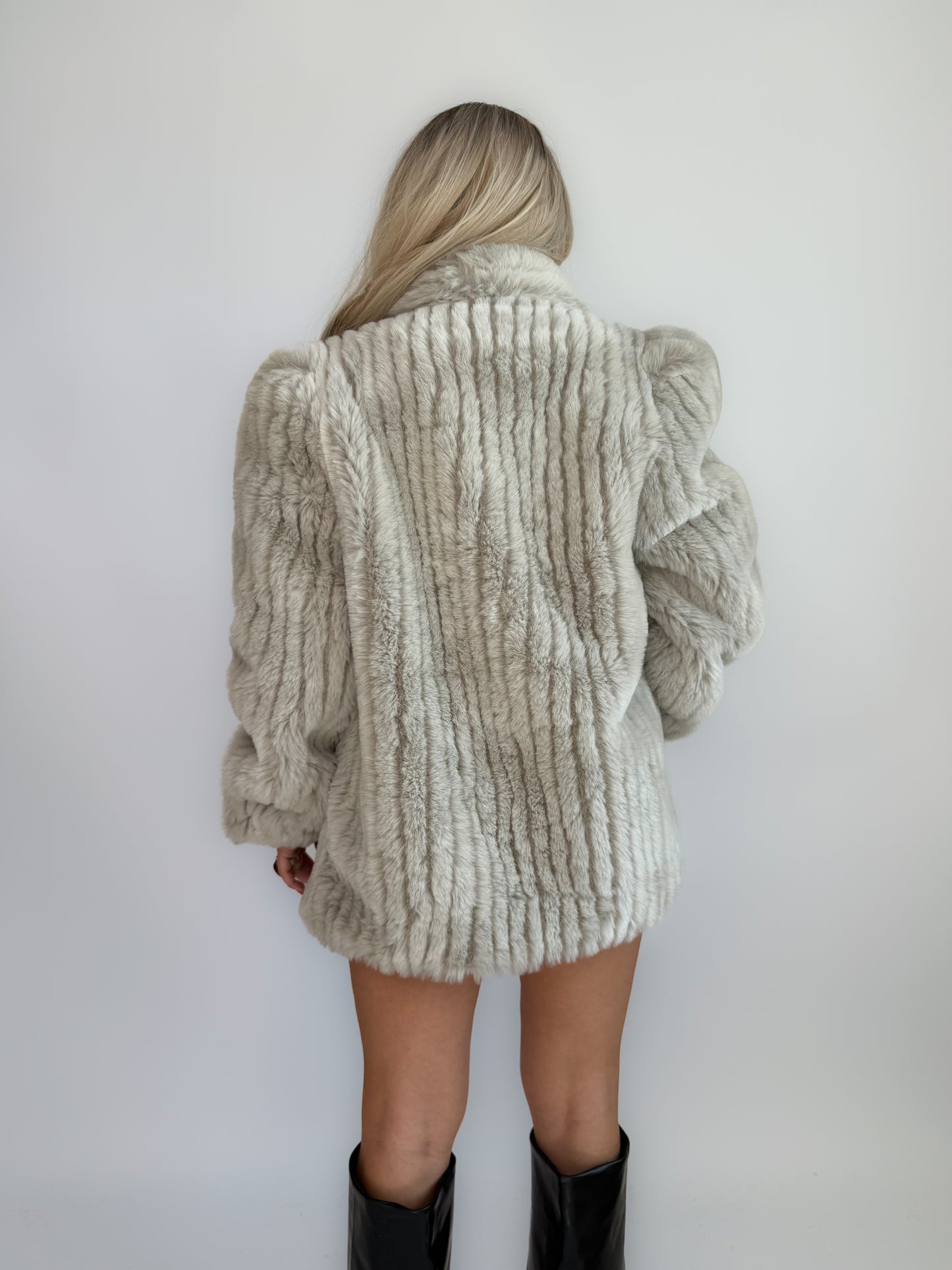 Vintage Ivory Cream Faux Fur Coat – Bridal Wedding Winter Jacket S-M