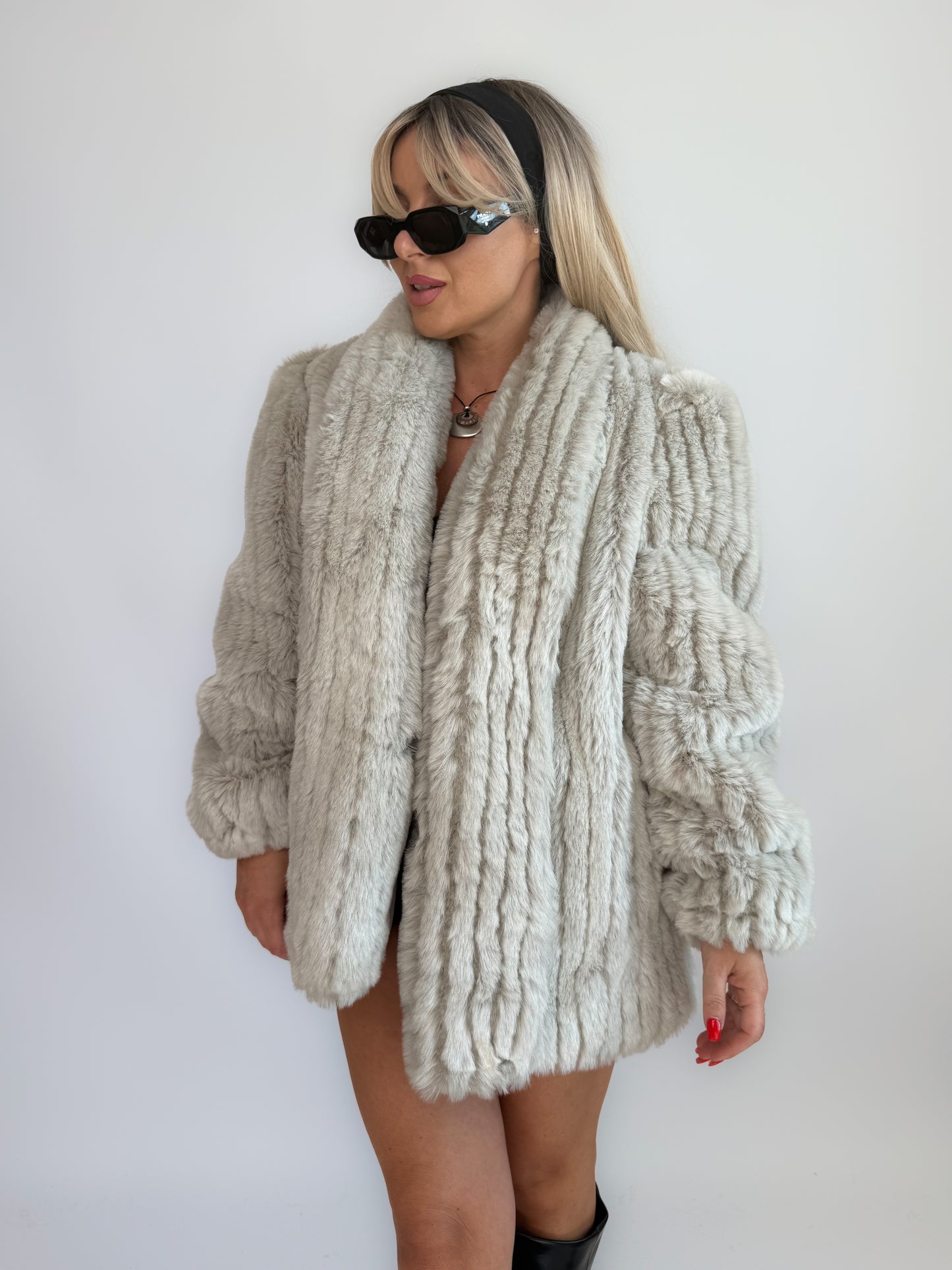 Vintage Ivory Cream Faux Fur Coat – Bridal Wedding Winter Jacket S-M