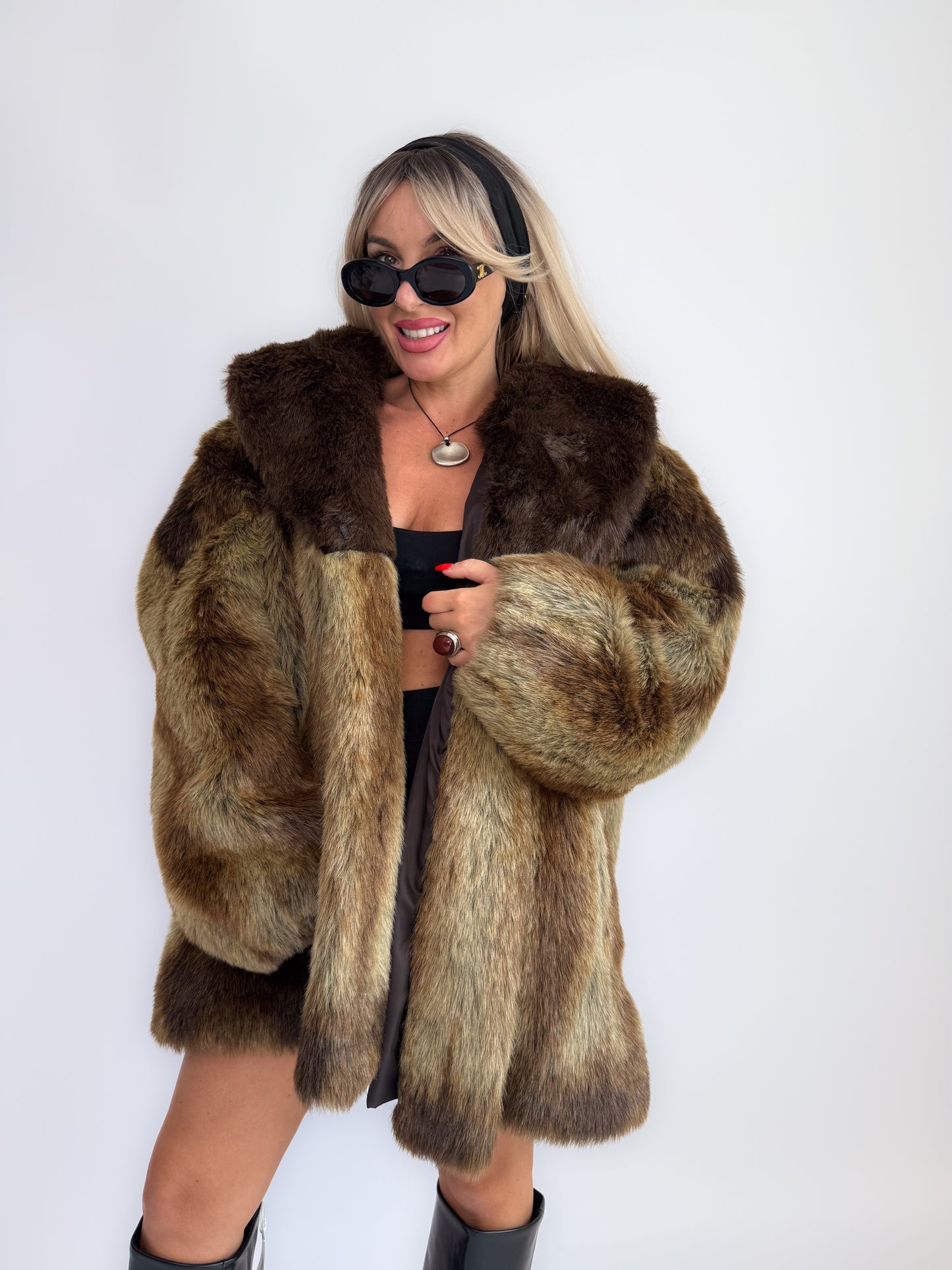 Vintage 90s Brown Faux Fur Coat – Oversized Plus Size Statement Winter Jacket XL-3X