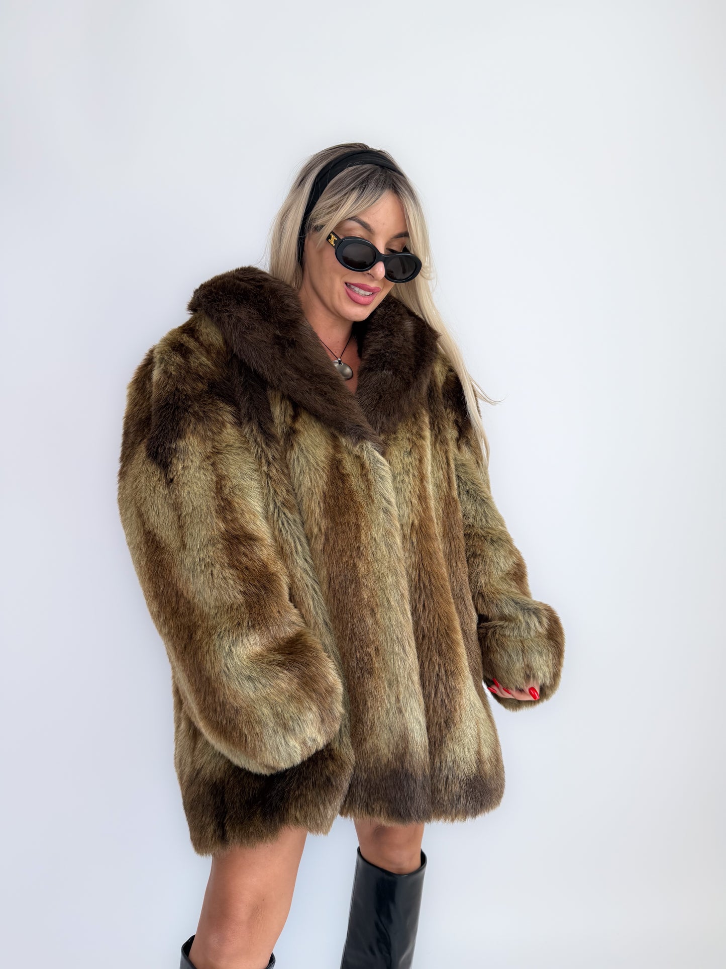 Vintage 90s Brown Faux Fur Coat – Oversized Plus Size Statement Winter Jacket XL-3X