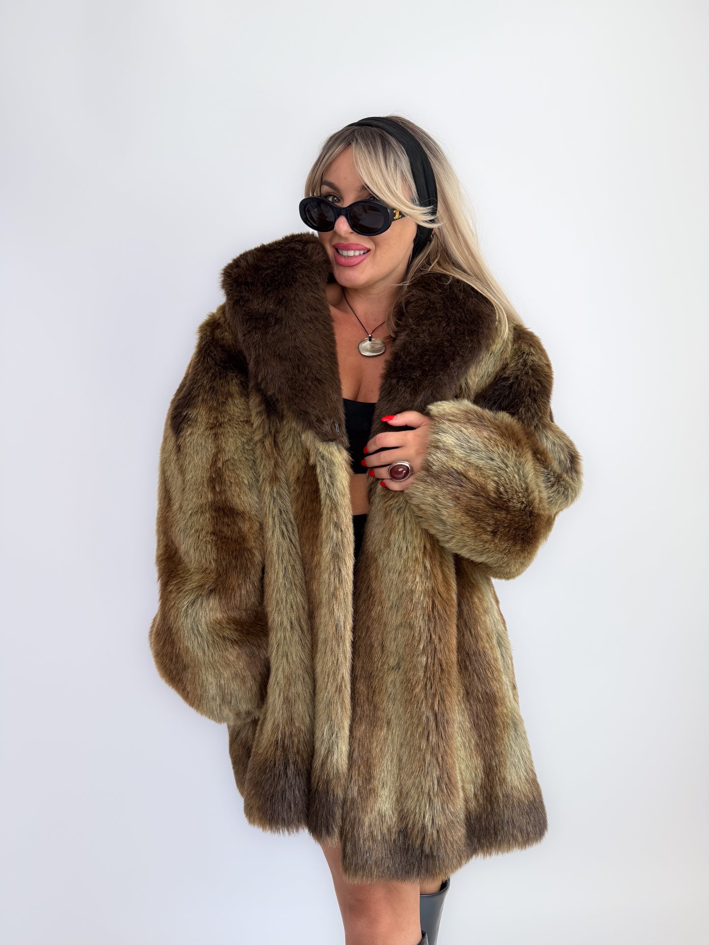 Vintage 90s Brown Faux Fur Coat – Oversized Plus Size Statement Winter Jacket XL-3X