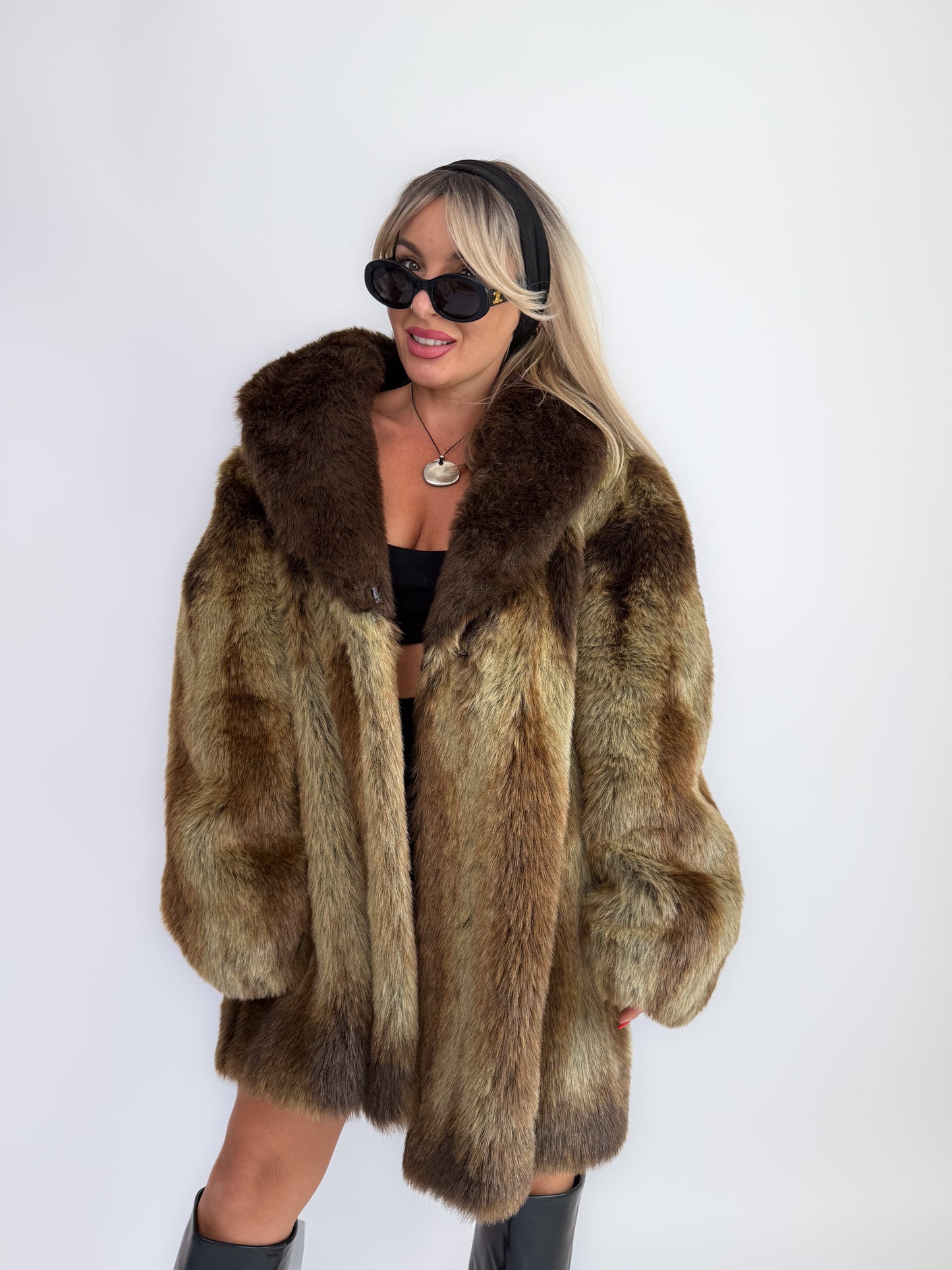 Vintage 90s Brown Faux Fur Coat – Oversized Plus Size Statement Winter Jacket XL-3X