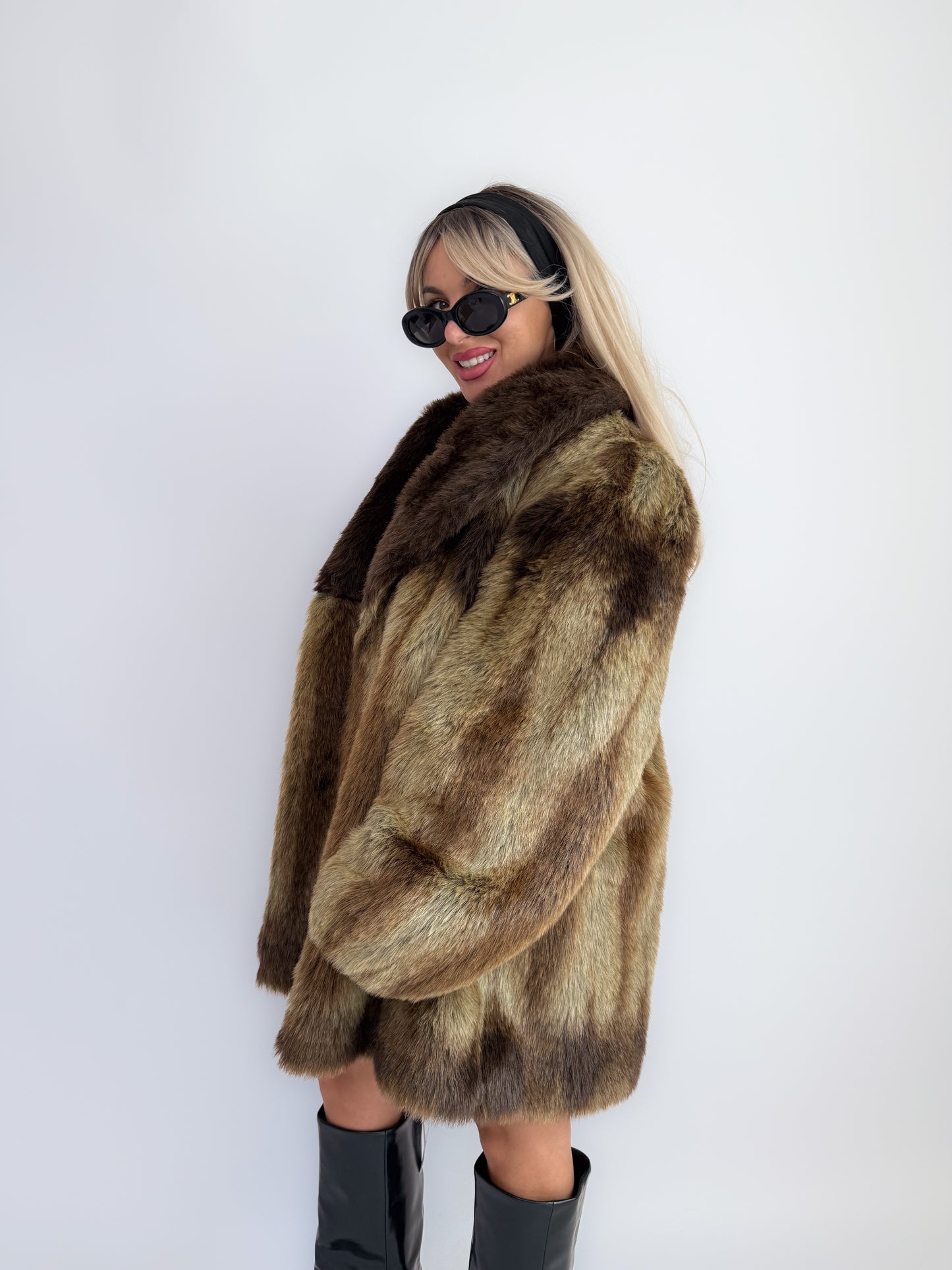 Vintage 90s Brown Faux Fur Coat – Oversized Plus Size Statement Winter Jacket XL-3X