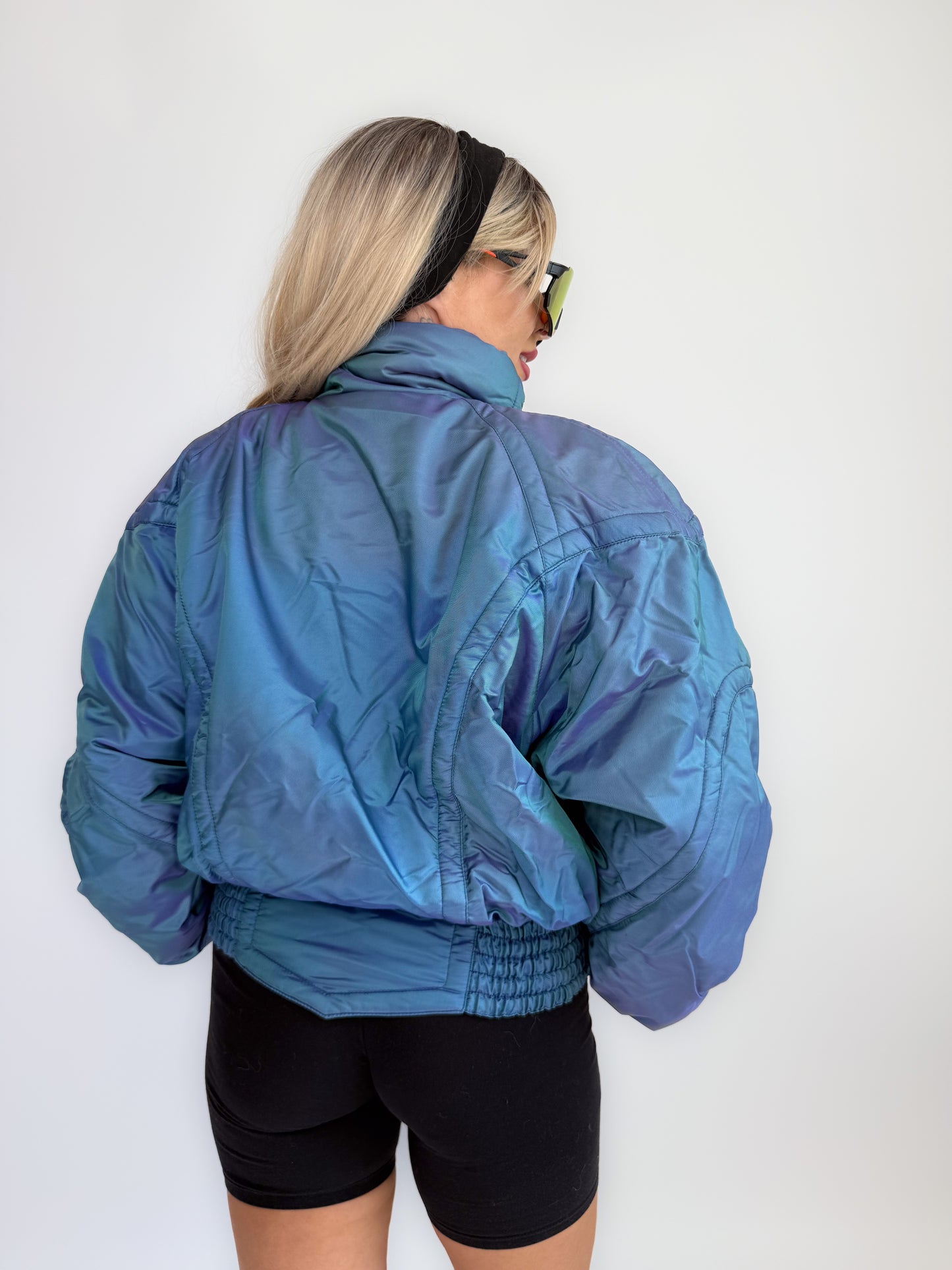 Vintage Kaelin Ski Bomber Jacket – 80s 90s Iridescent Blue Cropped Puffer Coat with Celestial Buttons M-L