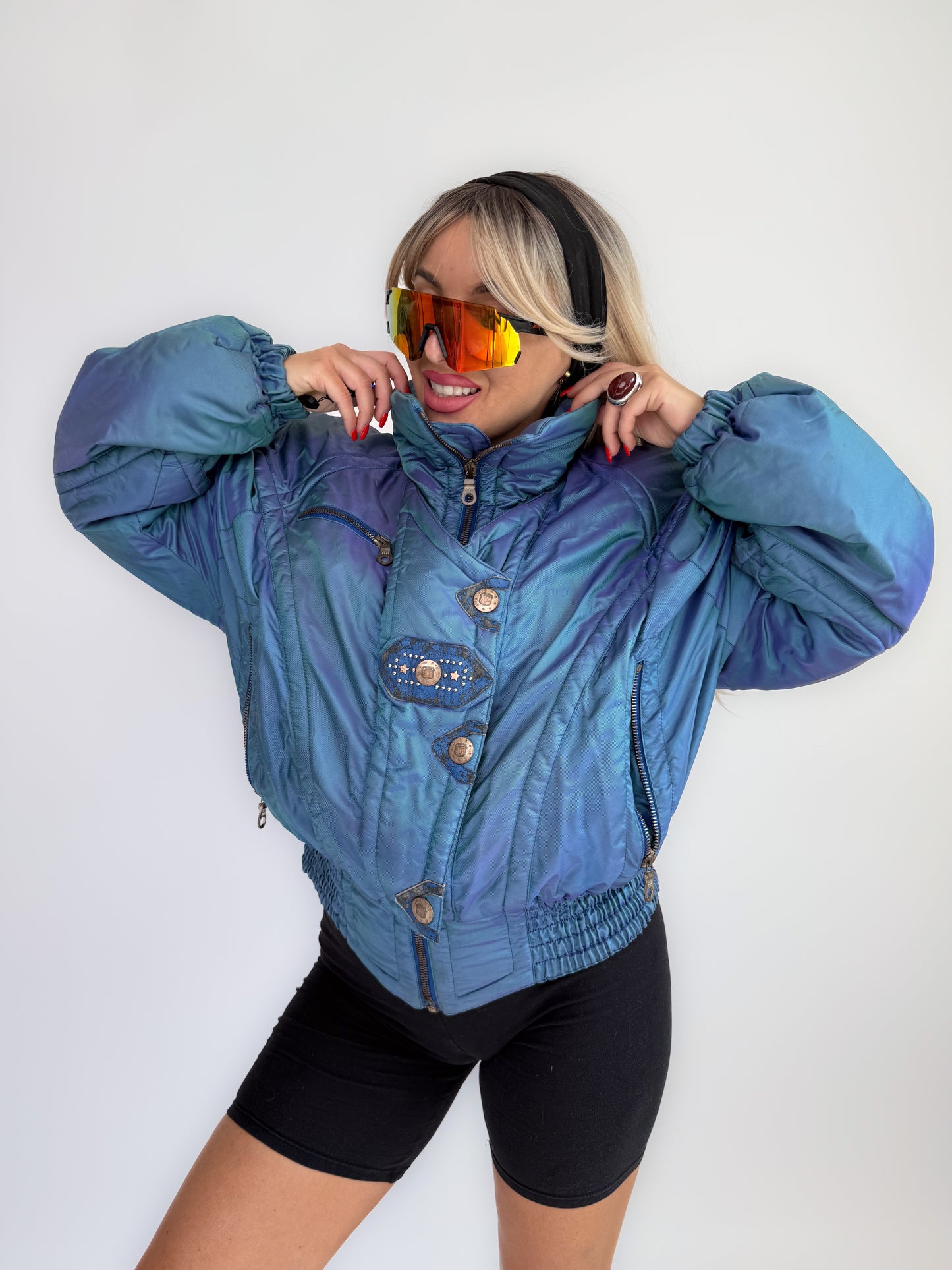 Vintage Kaelin Ski Bomber Jacket – 80s 90s Iridescent Blue Cropped Puffer Coat with Celestial Buttons M-L