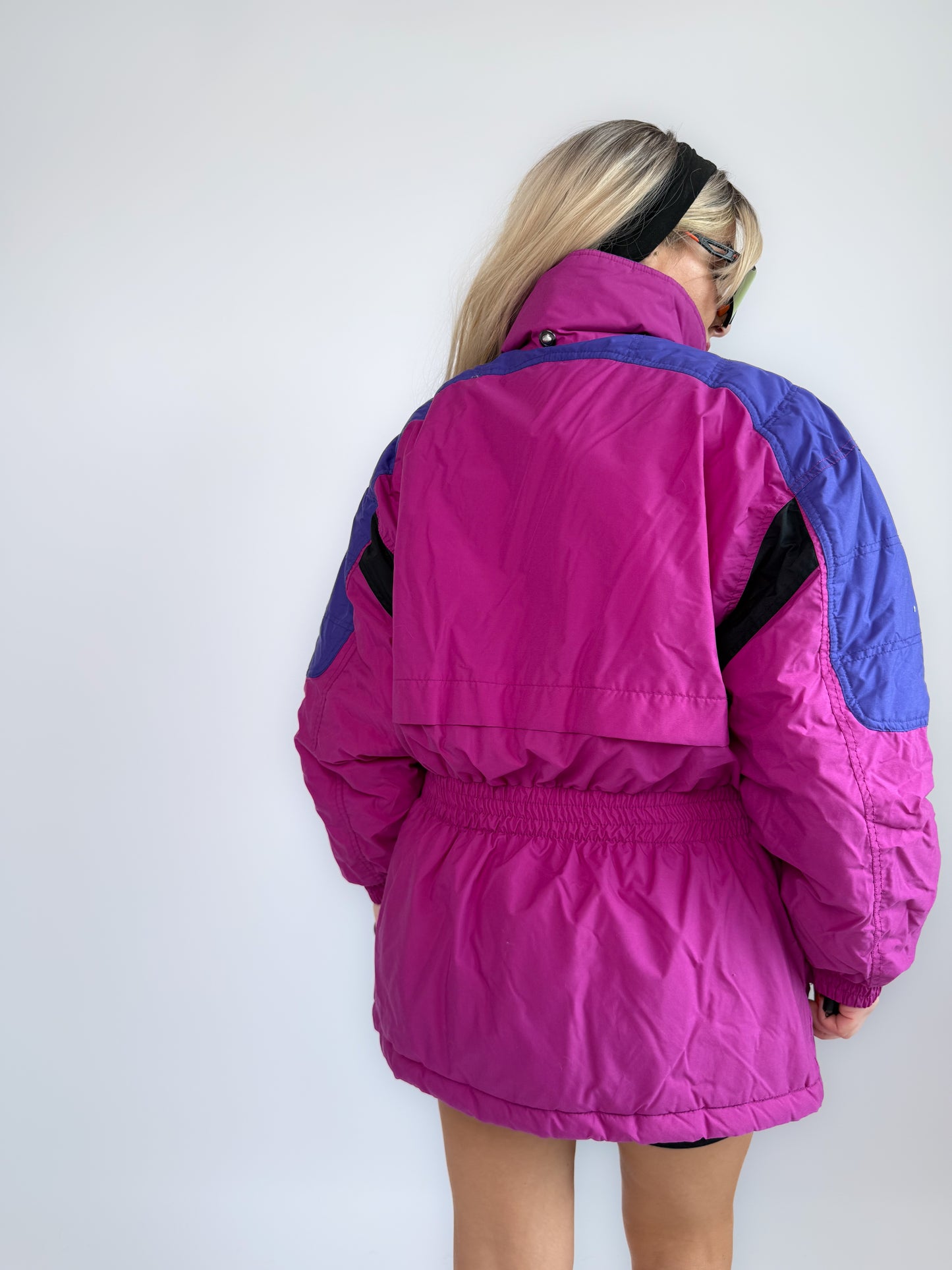 90s Hot Pink & Purple Ski Parka – Vintage St. John’s Bay Oversized Winter Jacket S-M-L