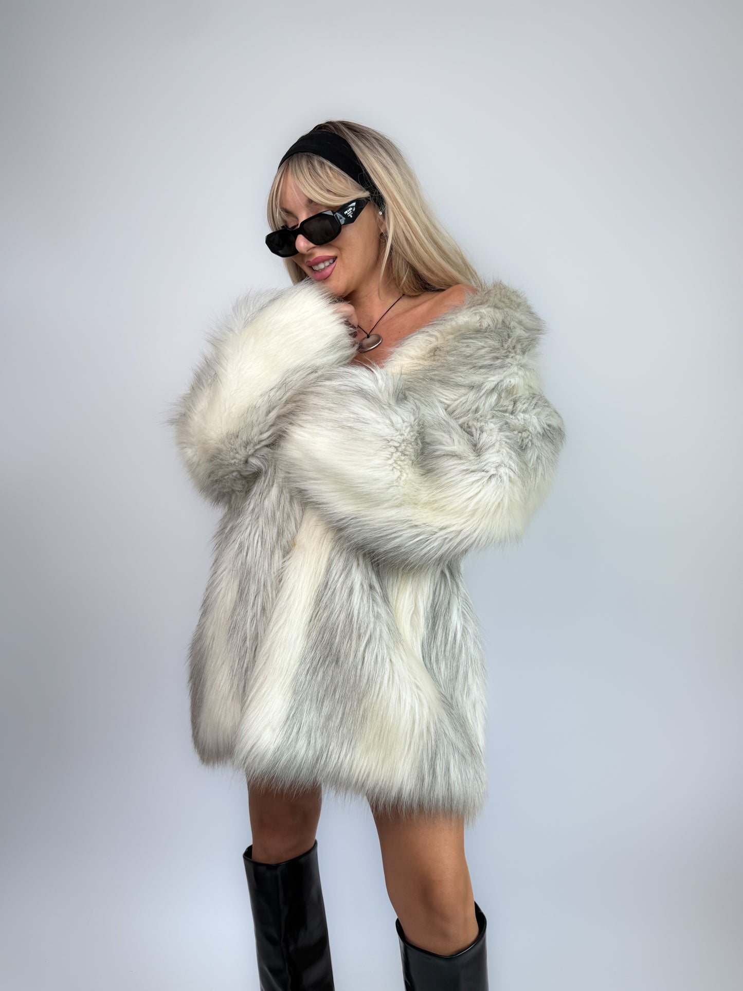 Vintage Ivory Faux Fur Coat – Cream Bridal Winter Festival Mid Length Jacket S-M