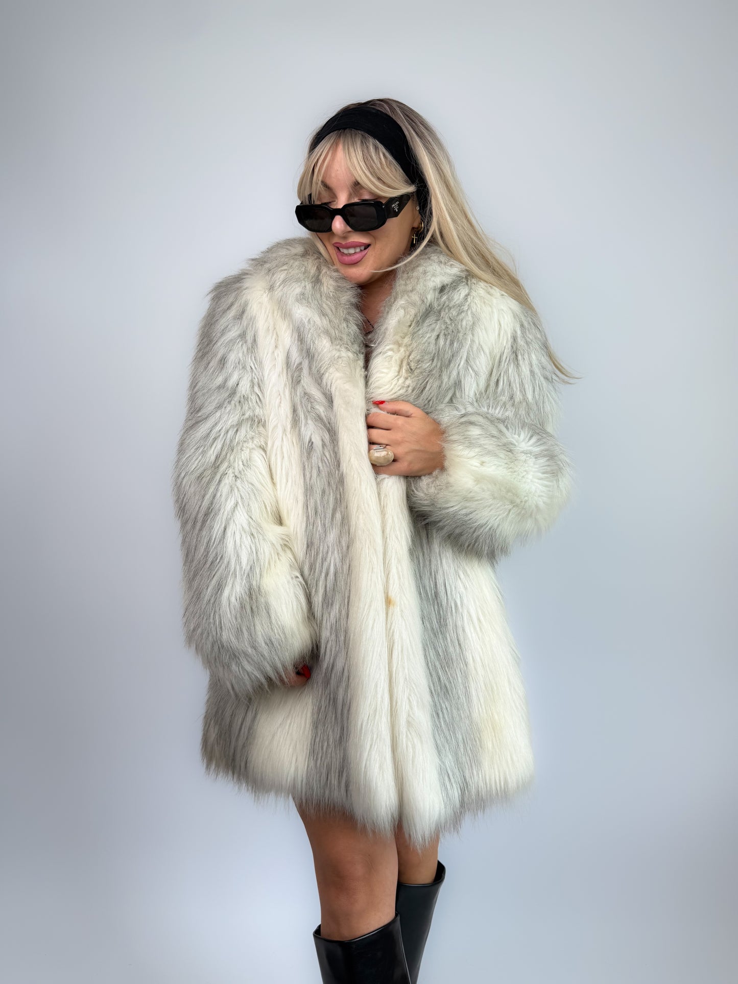 Vintage Ivory Faux Fur Coat – Cream Bridal Winter Festival Mid Length Jacket S-M