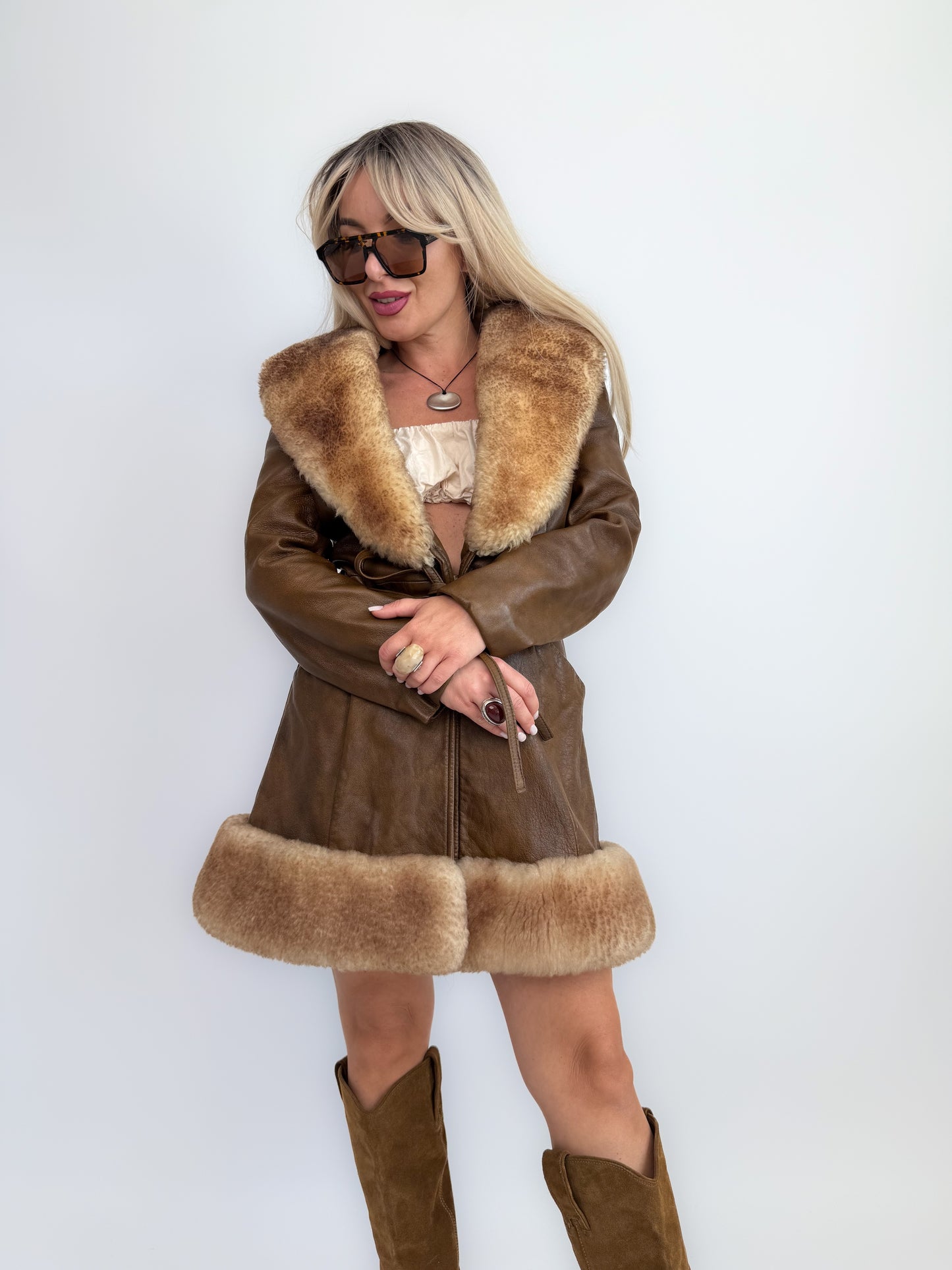 Vintage 70s Penny Lane Brown Leather Afghan Coat with Faux Fur Trim (XS/S)