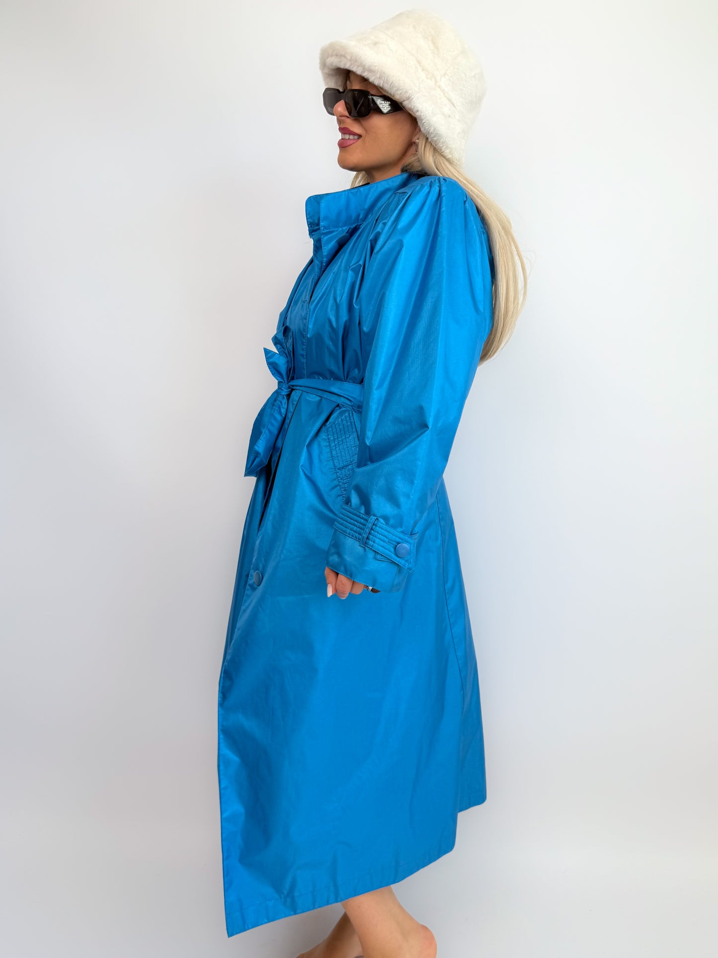 Vintage Lazure Blue Waterproof Trench Coat with Waist Tie – Size Large