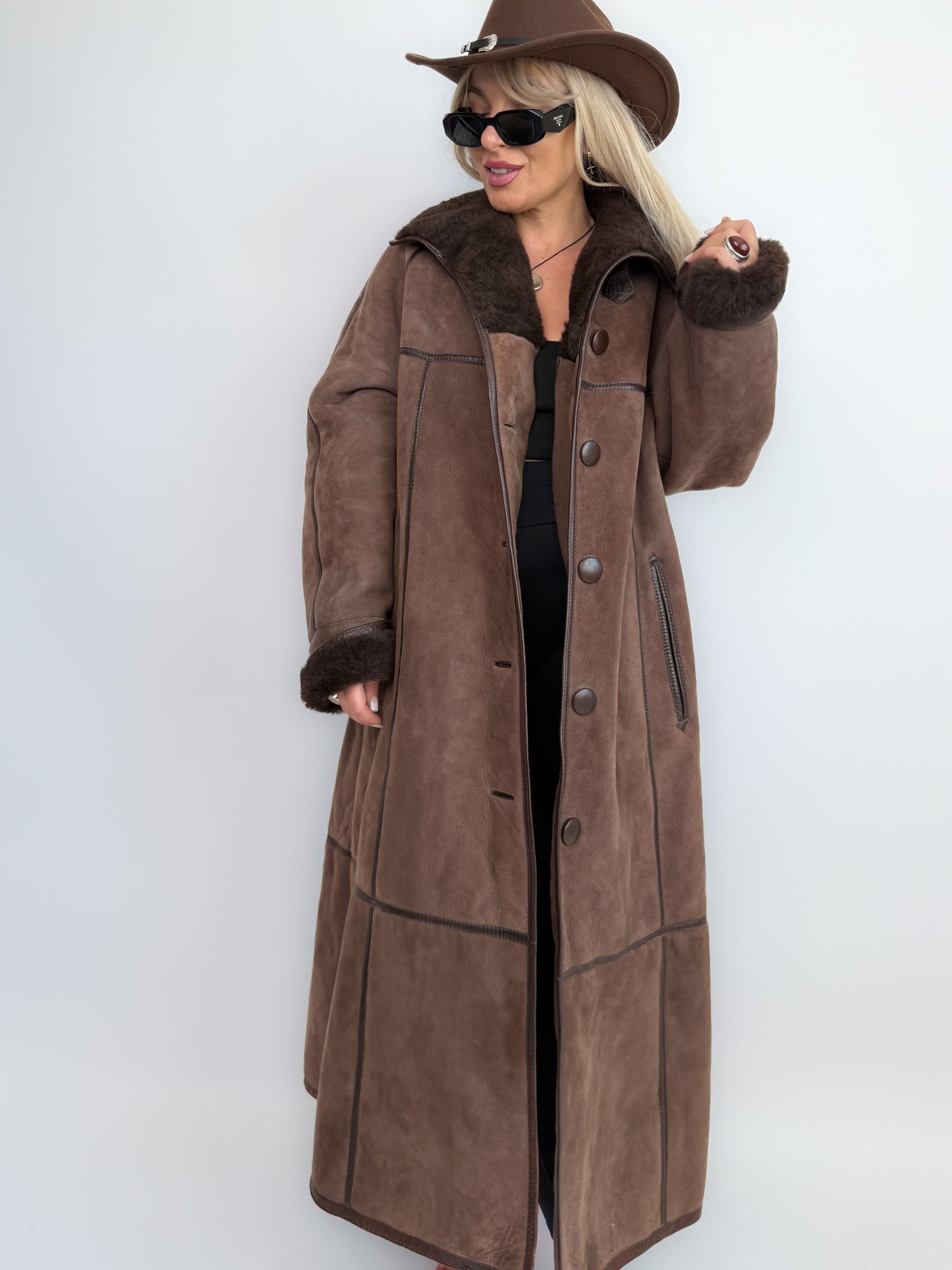 Vintage Shearling Sheepskin Coat – Brown Full Length Shearling Sheepskin Jacket M-L