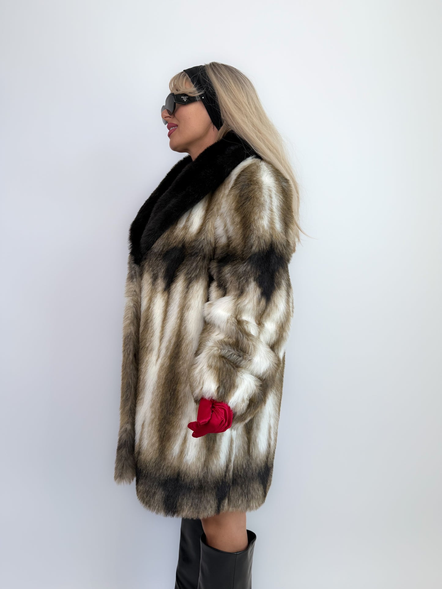 Vintage Striped Faux Fur Coat: Black & Beige Animal Print Mid-Length Winter Jacket L-XL