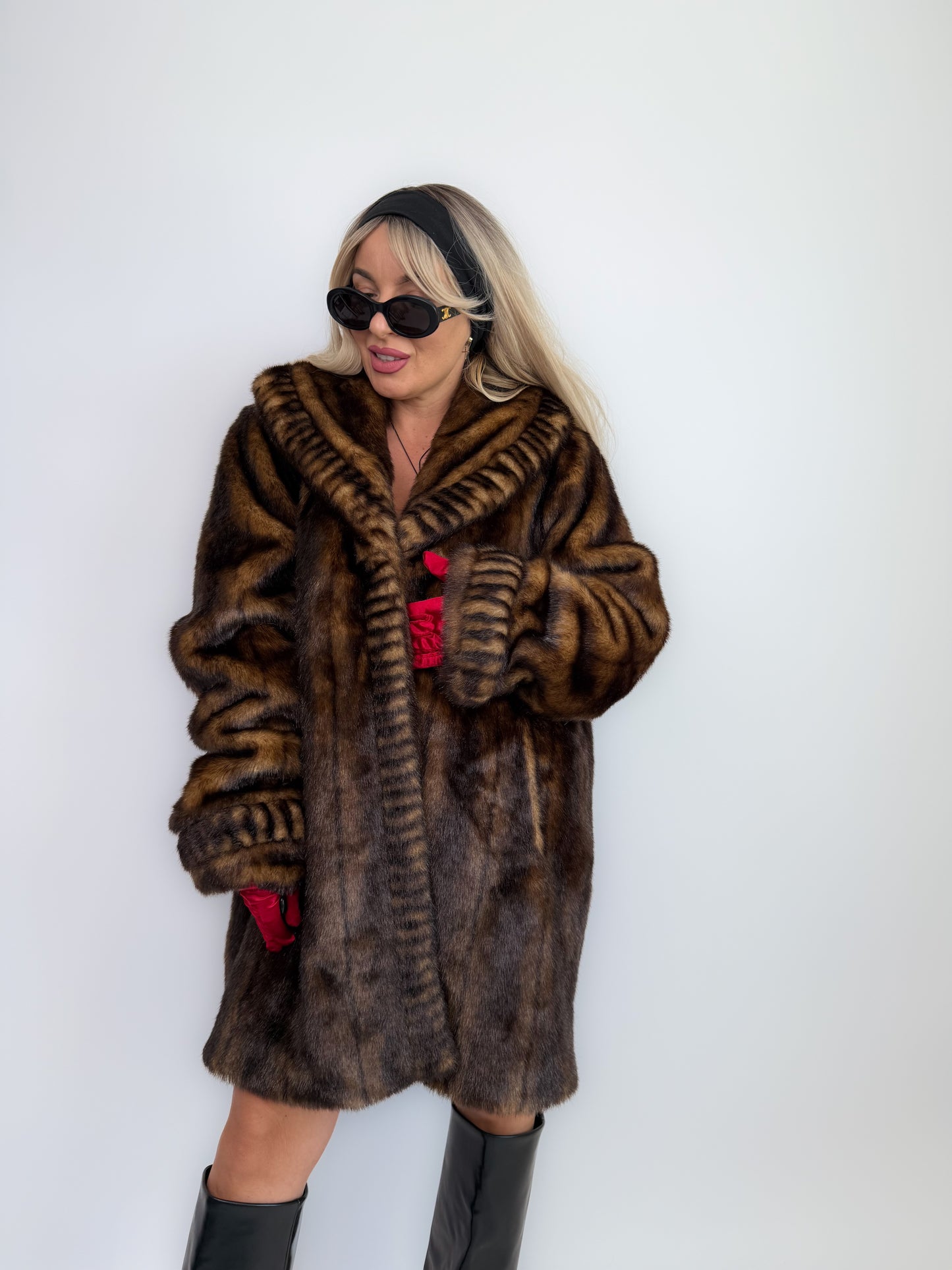 Vintage Brown Faux Fur Coat – 90s Mob Wife Style Winter Jacket Mid Length Winter Overcoat L-XL