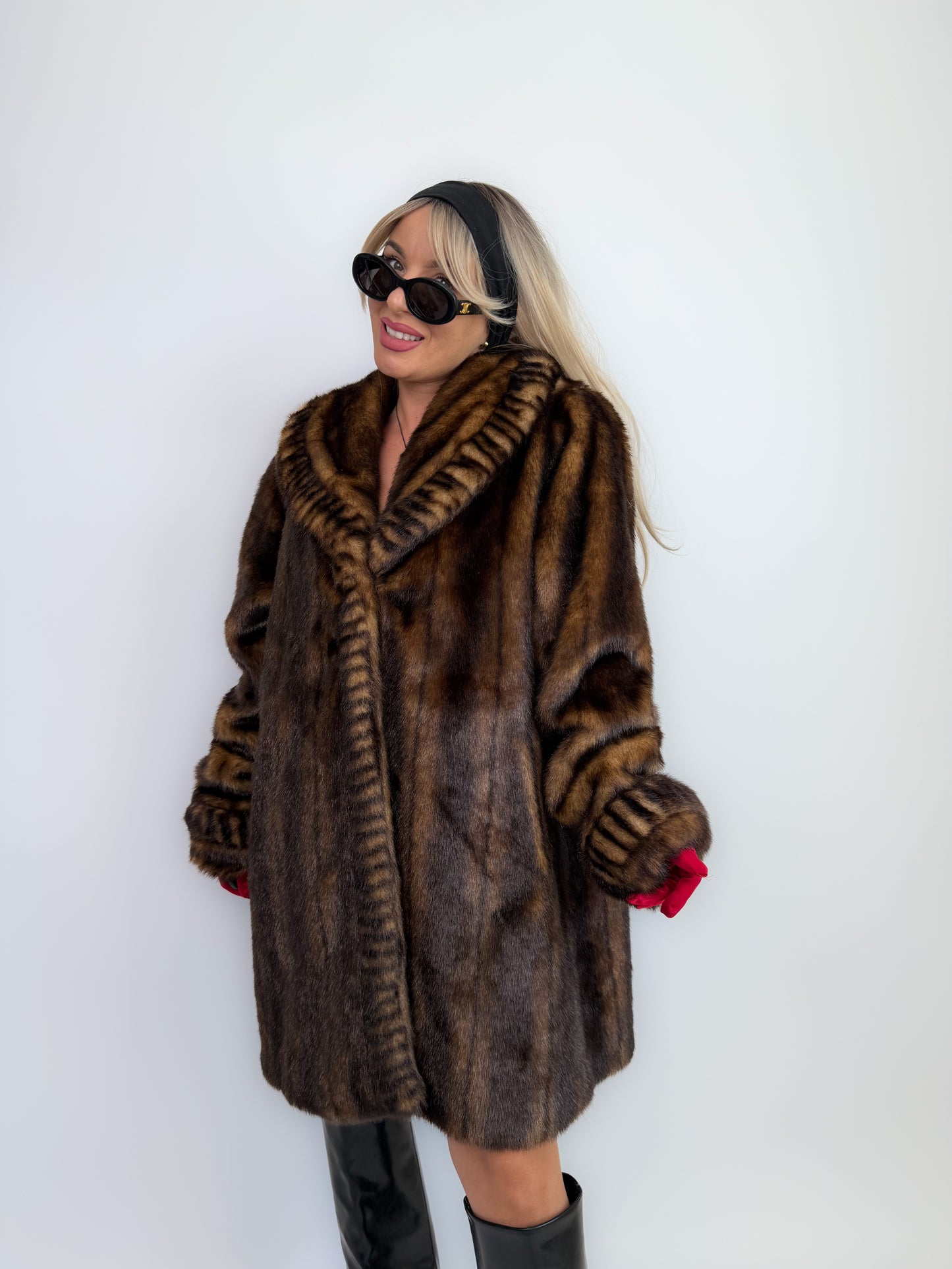 Vintage Brown Faux Fur Coat – 90s Mob Wife Style Winter Jacket Mid Length Winter Overcoat L-XL