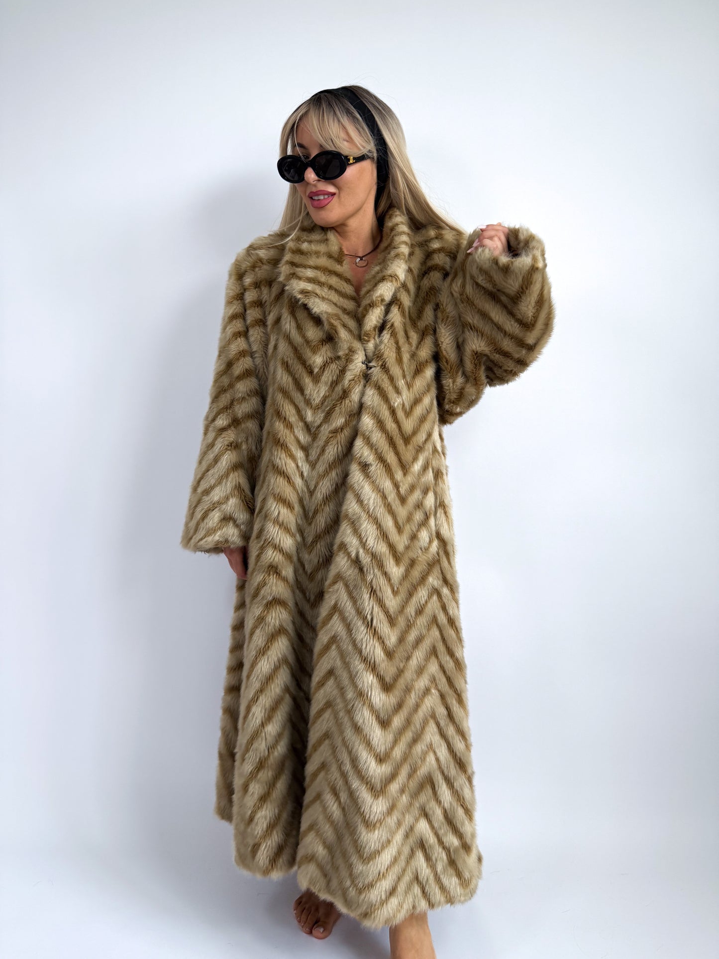 Vintage Chevron Full Length Faux Fur Coat – Blonde Soft Glam | Size L-XL