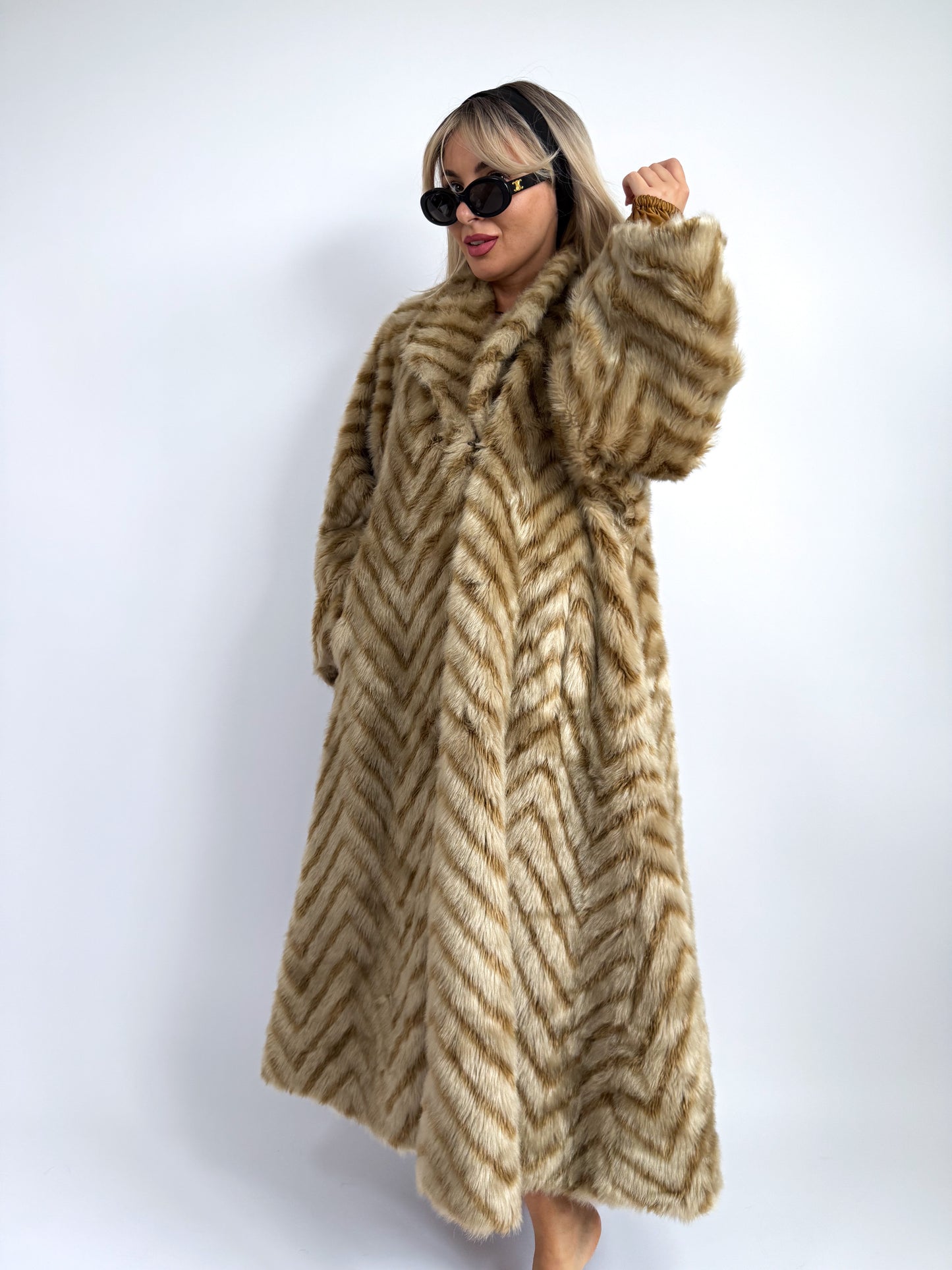 Vintage Chevron Full Length Faux Fur Coat – Blonde Soft Glam | Size L-XL