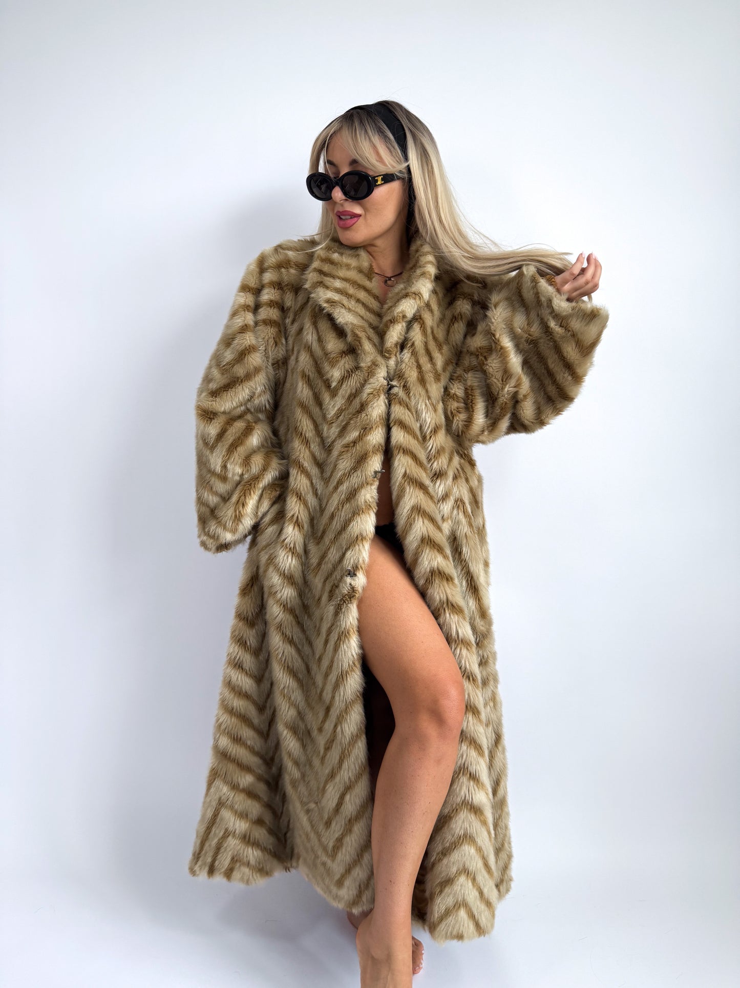 Vintage Chevron Full Length Faux Fur Coat – Blonde Soft Glam | Size L-XL