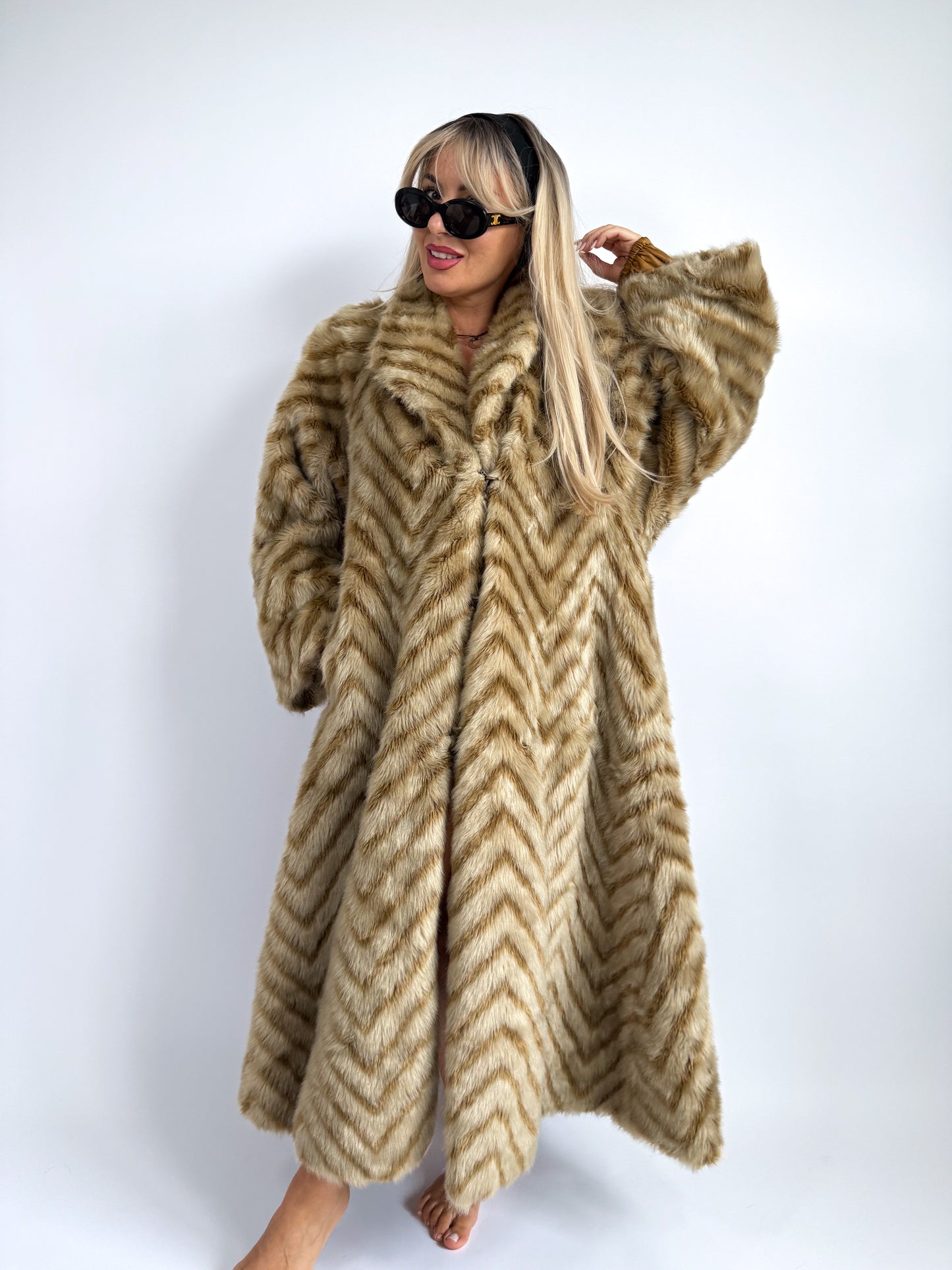 Vintage Chevron Full Length Faux Fur Coat – Blonde Soft Glam | Size L-XL