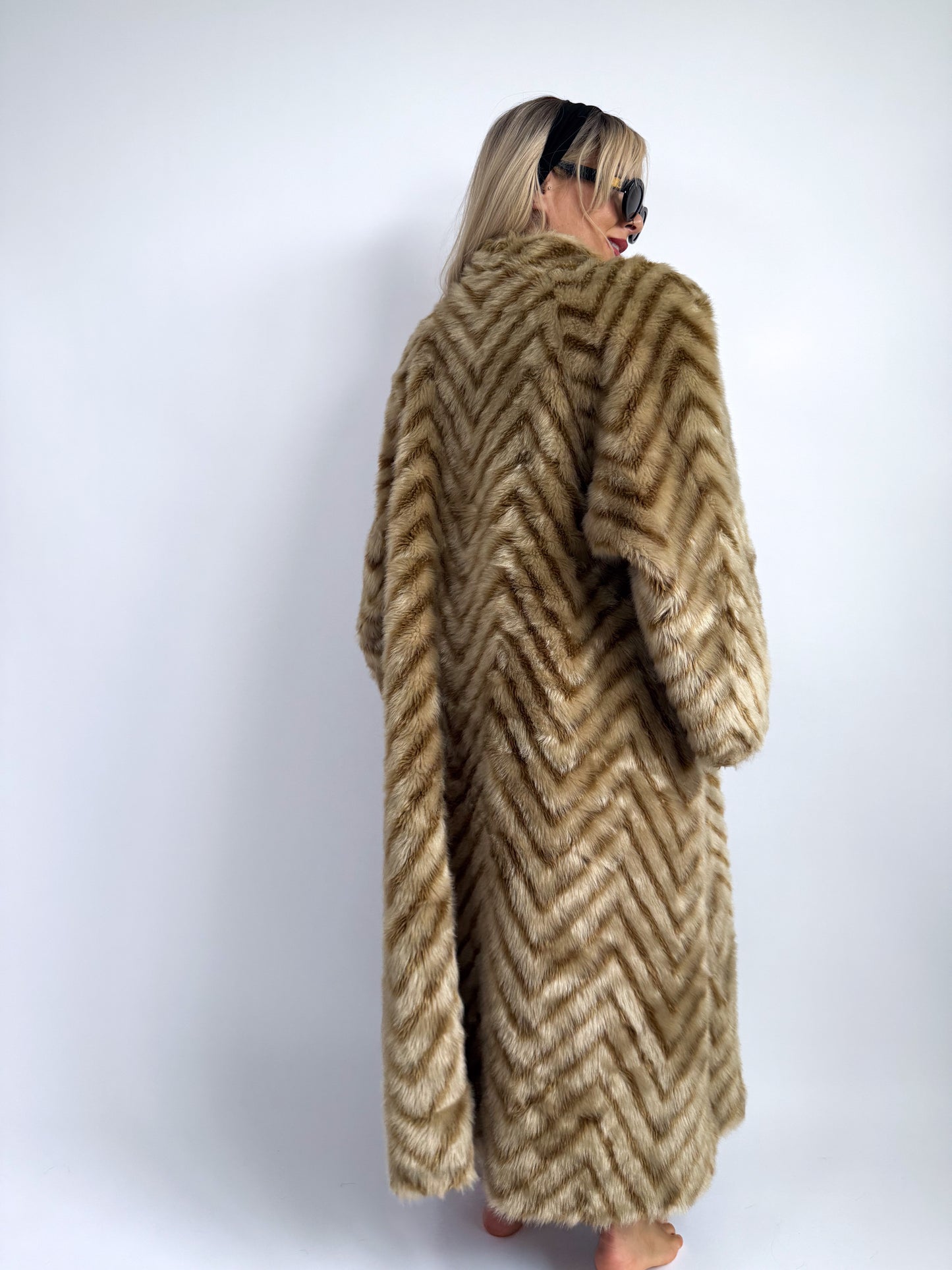 Vintage Chevron Full Length Faux Fur Coat – Blonde Soft Glam | Size L-XL